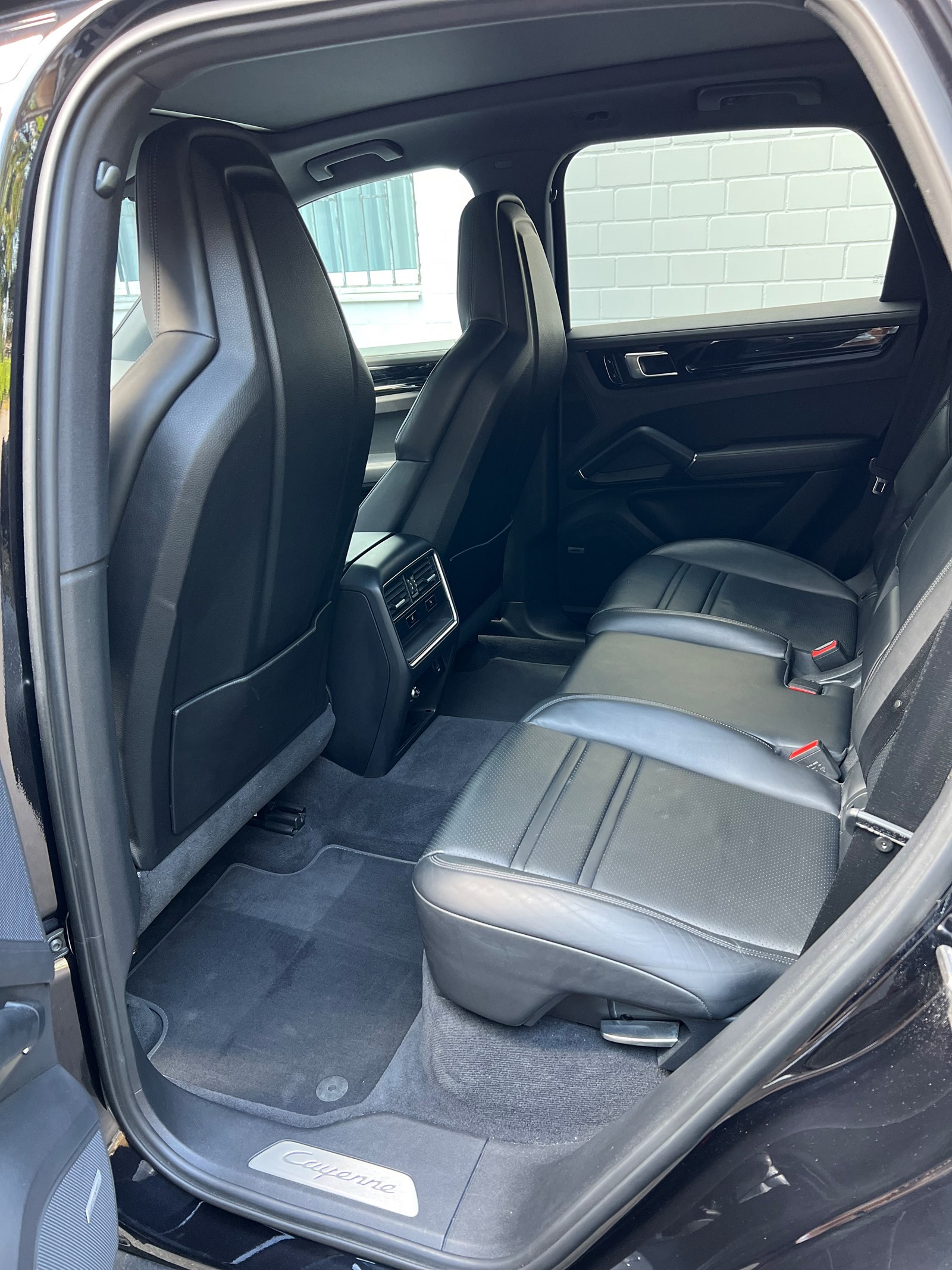 PORSCHE Cayenne S-image-8