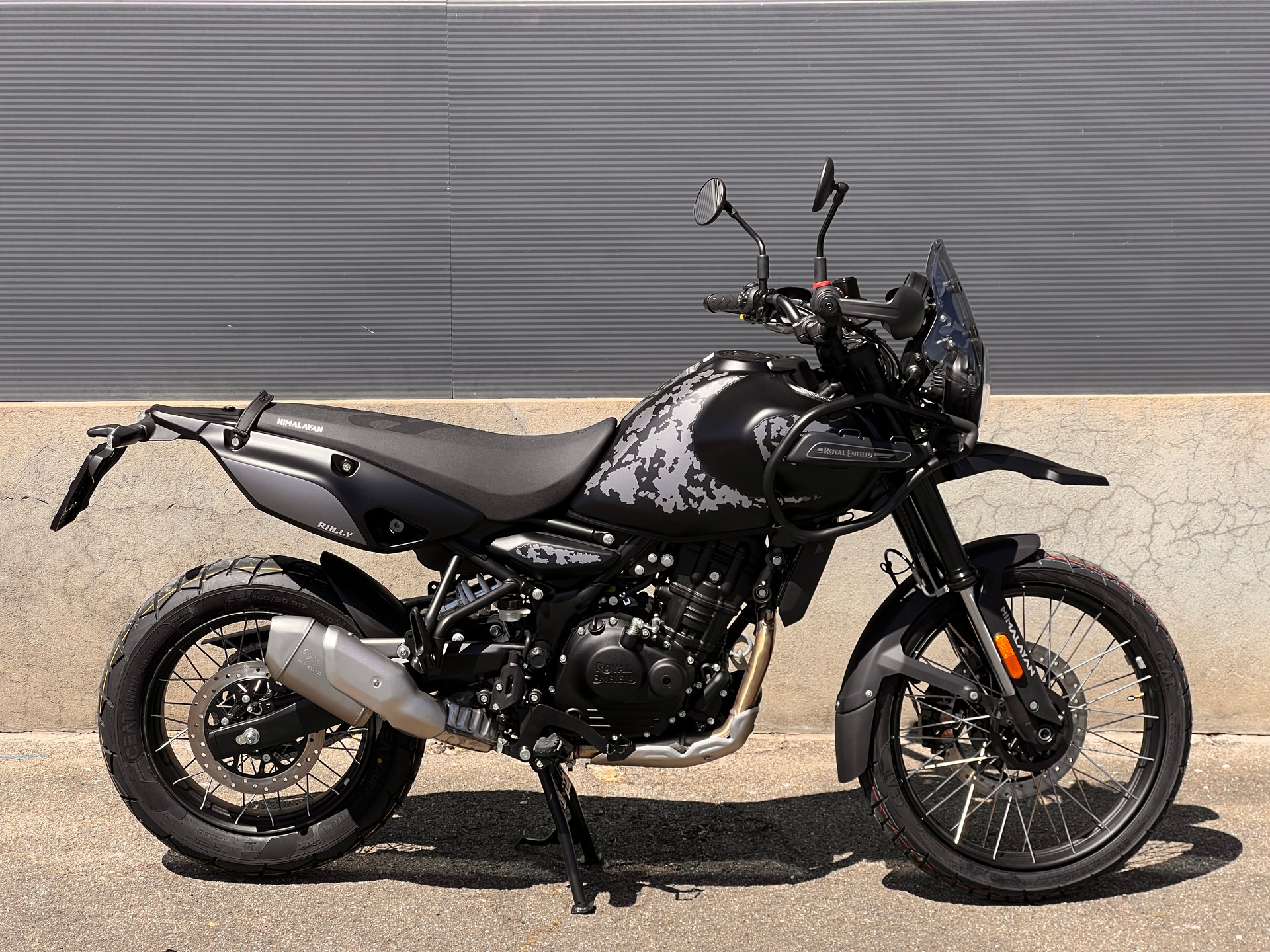 ROYAL ENFIELD 452-image-1