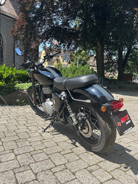 BSA Gold Star-image-1