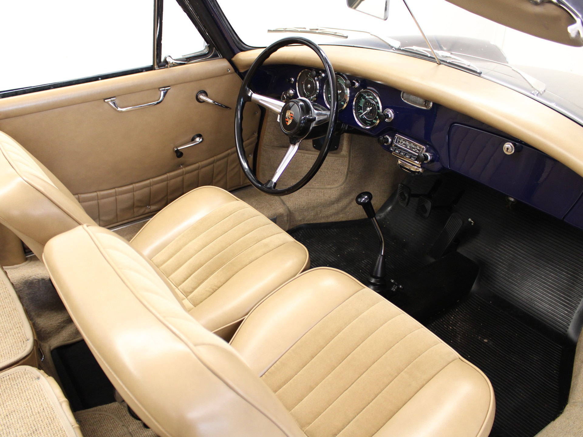 PORSCHE 356 B 1600 Super-image-6