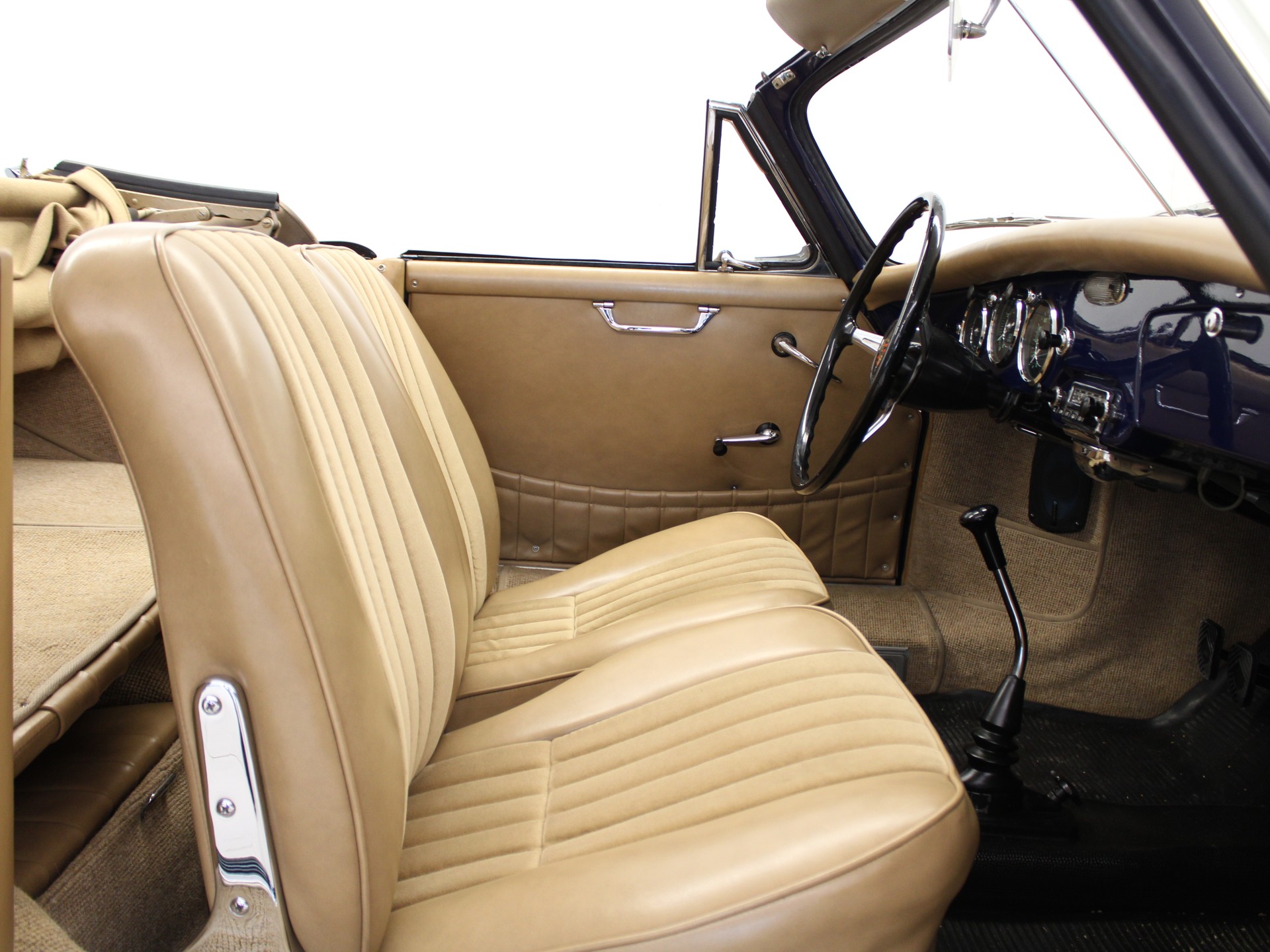 PORSCHE 356 B 1600 Super-image-5