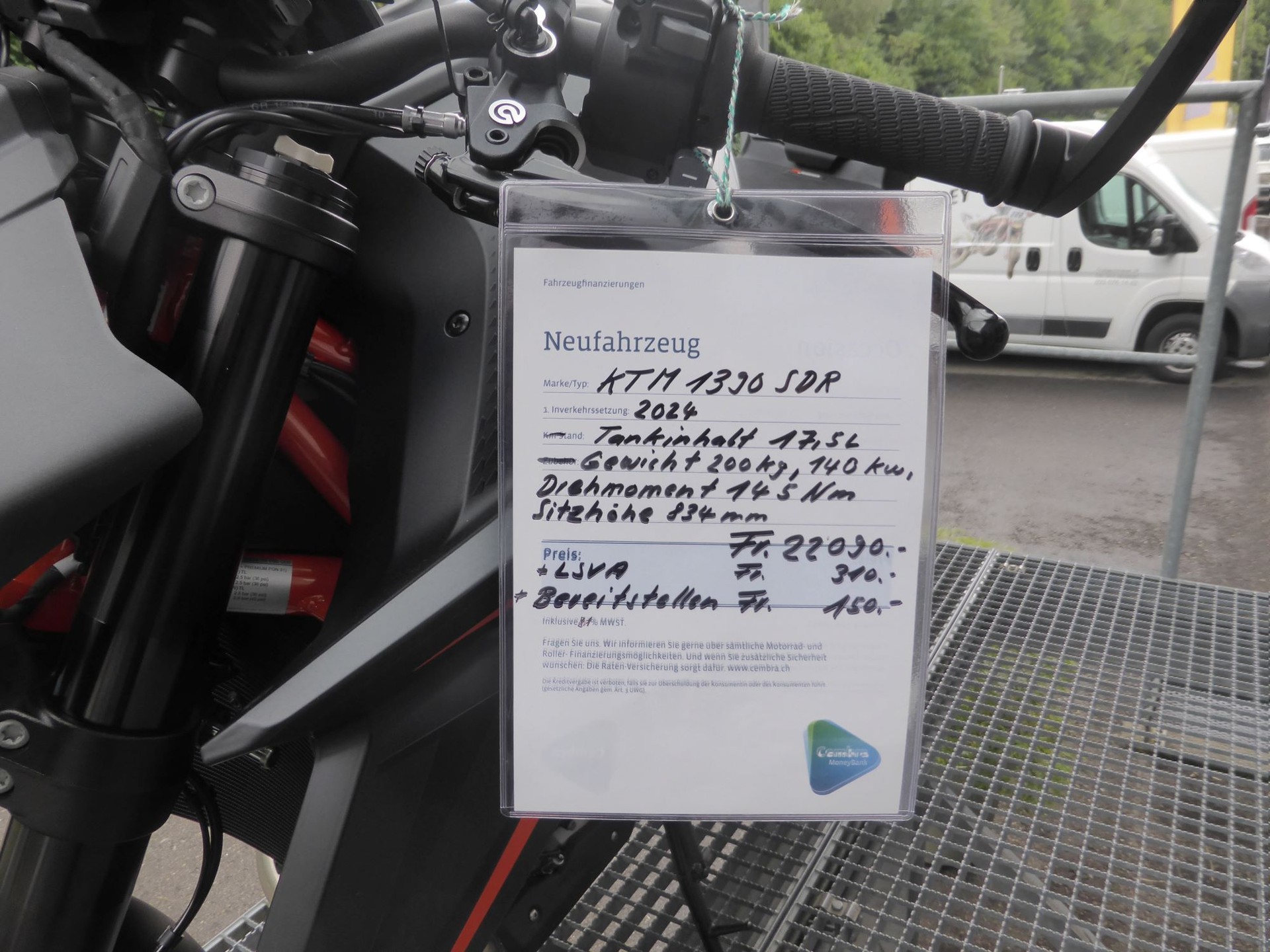 KTM 1390 Super Duke R-image-8