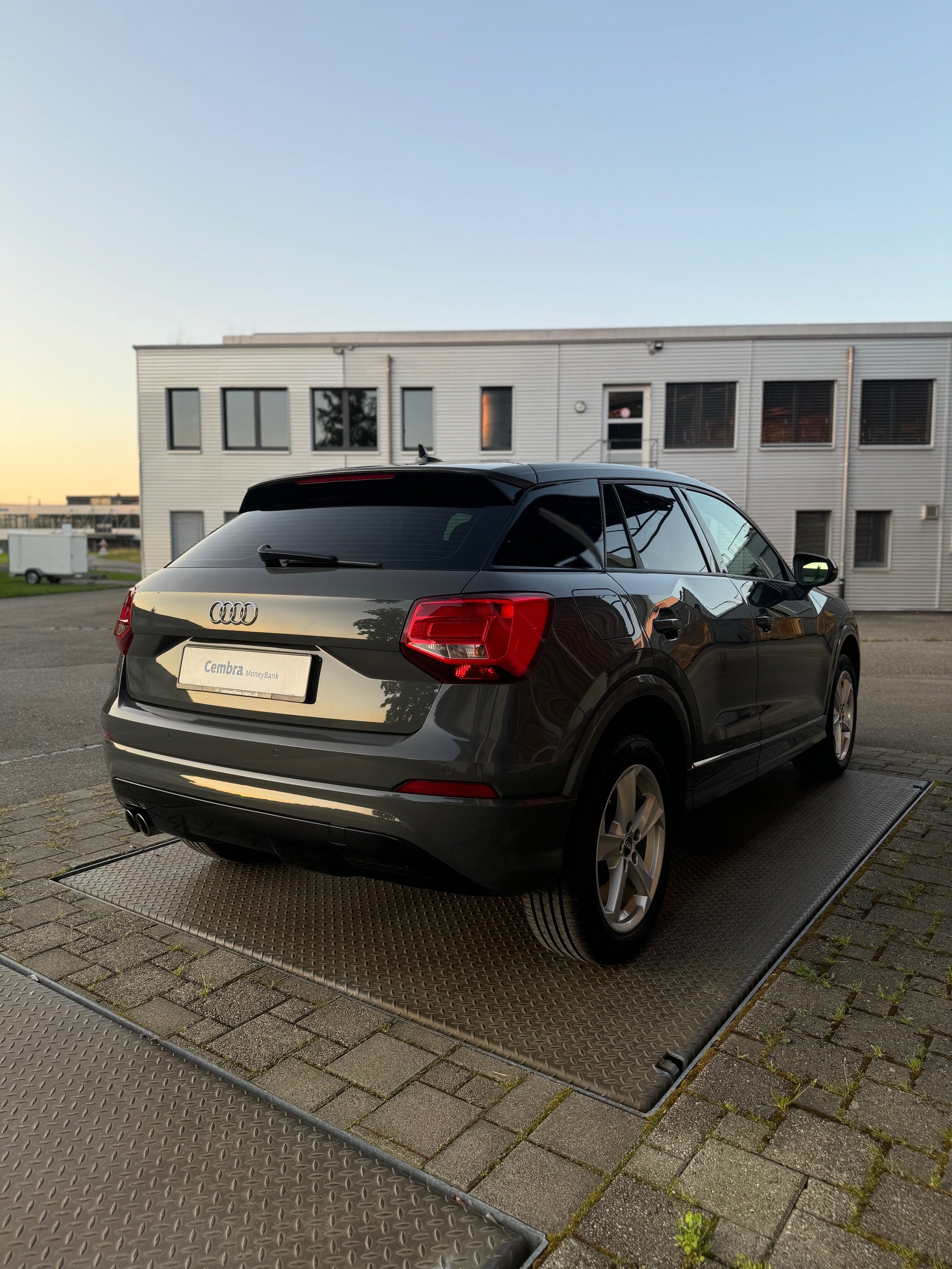 AUDI Q2 1.4 TFSI sport S-tronic-image-14
