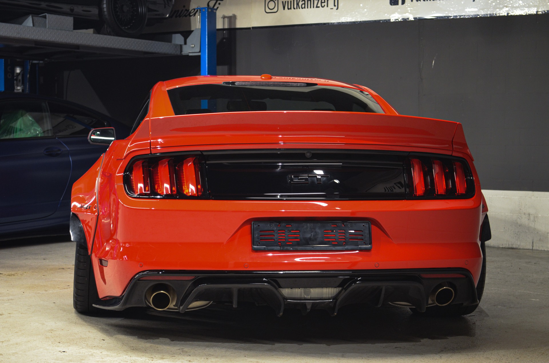 FORD Mustang Fastback 5.0 V8 GT Automat-image-8