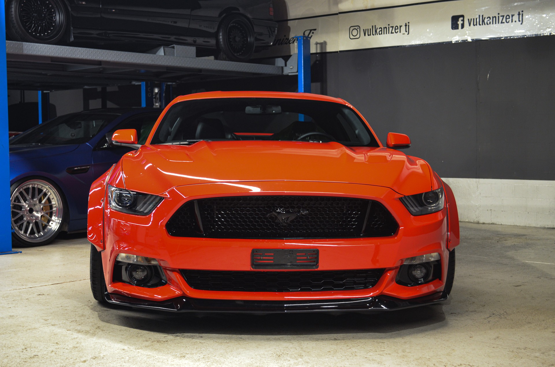 FORD Mustang Fastback 5.0 V8 GT Automat-image-4