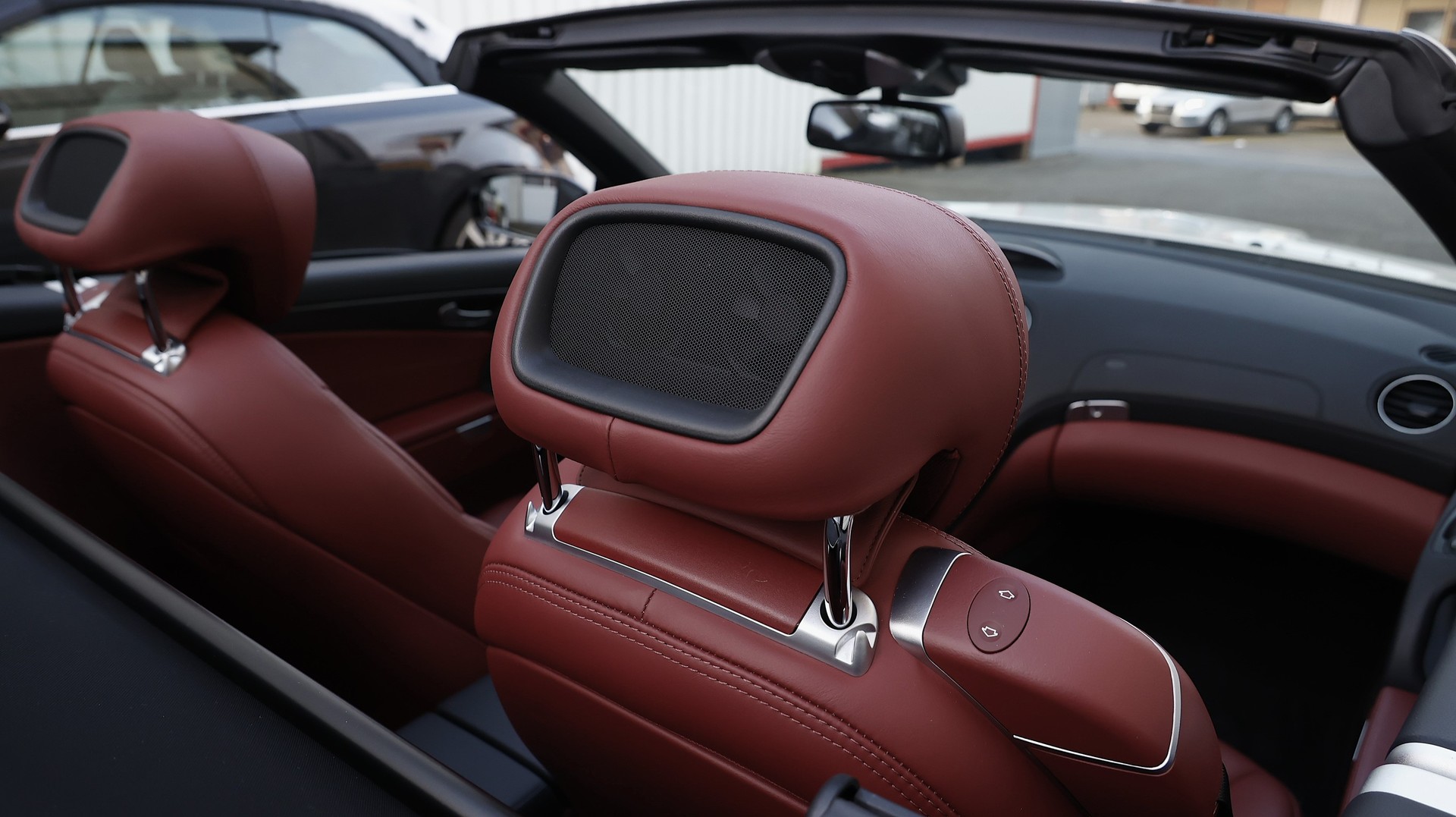 MERCEDES-BENZ SL 63 AMG Speedshift MCT-image-24