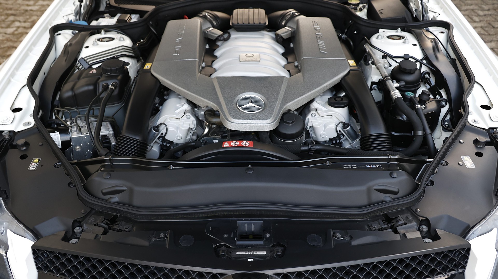 MERCEDES-BENZ SL 63 AMG Speedshift MCT-image-29