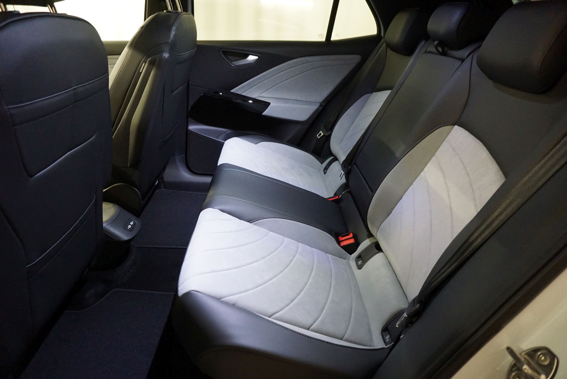 VW ID.3 Pro 52 kWh Pure United-image-8