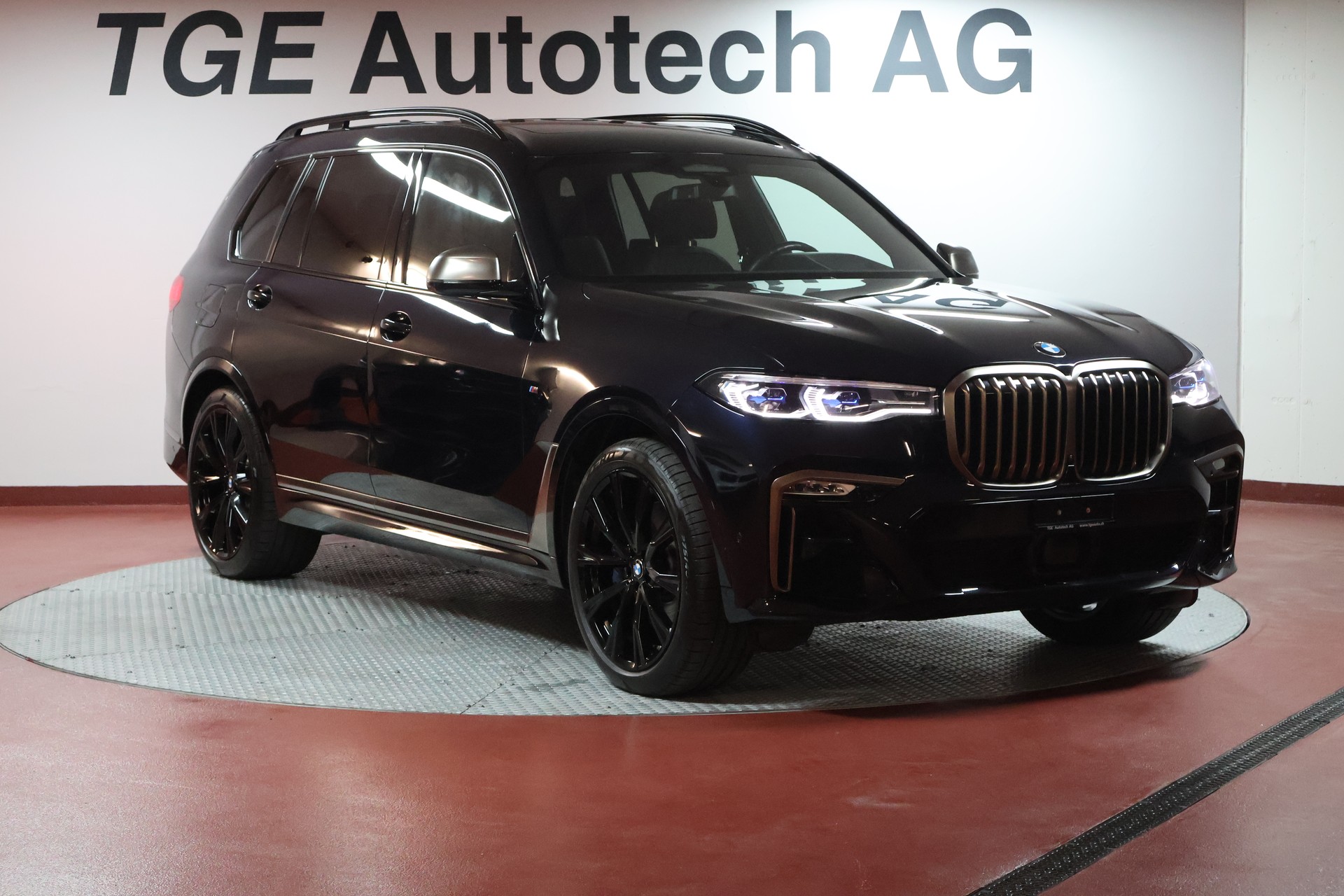 BMW X7 xDrive M50i Steptronic-image-2
