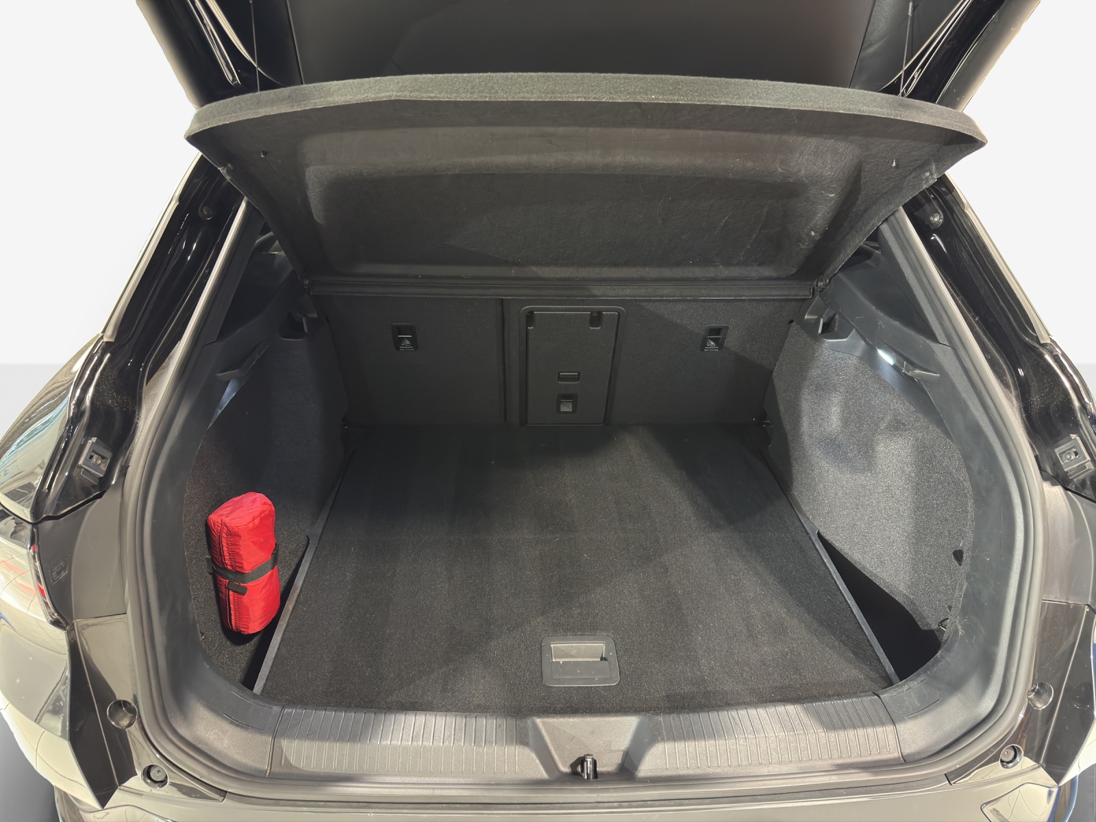 VW ID.4 Pro Performance 77 kWh Max-image-13