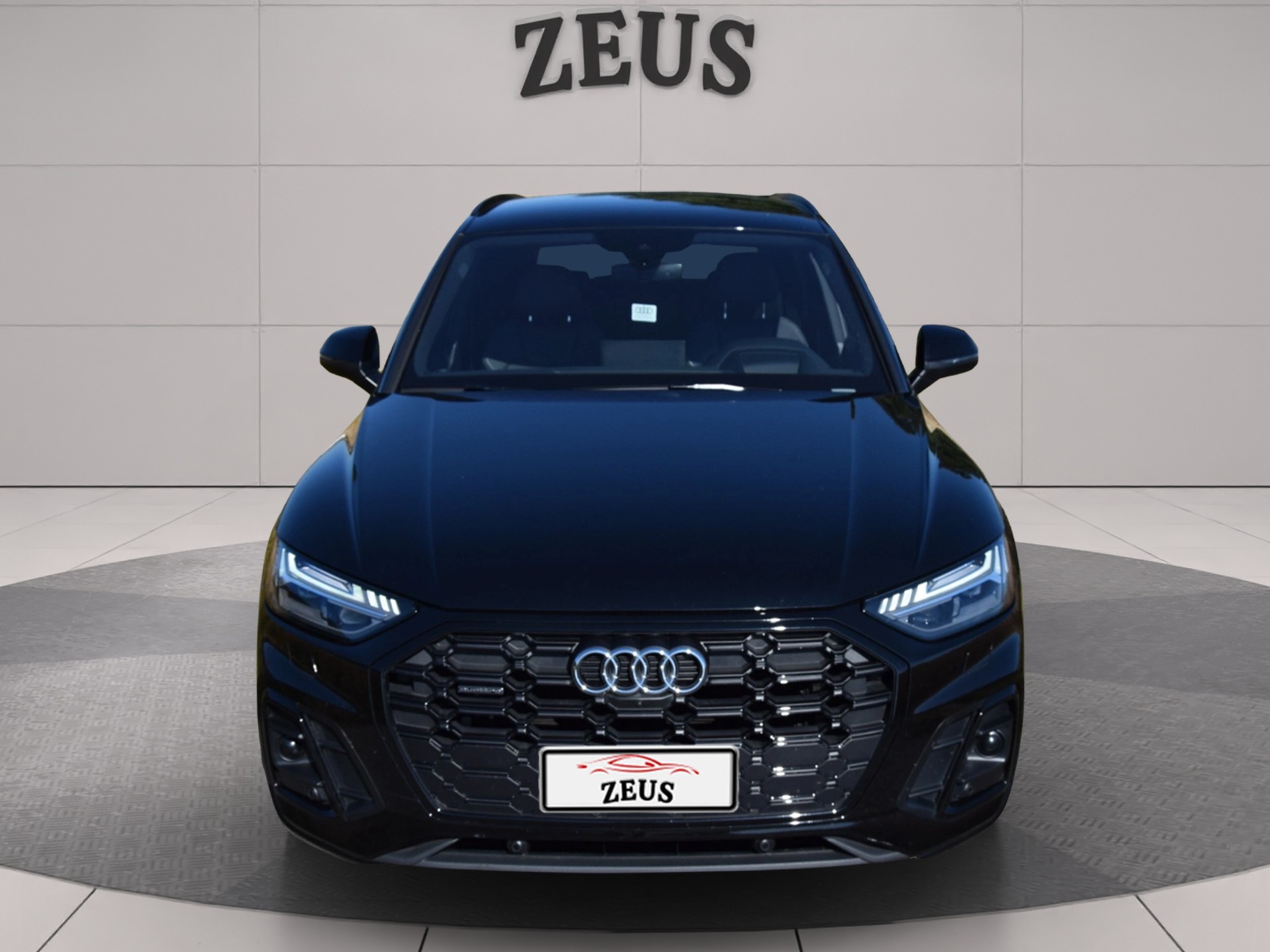 AUDI Q5 40 TDI S-line quattro S-tronic-showroom-element-2
