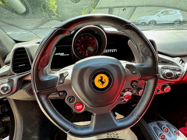 FERRARI 458 Italia 4.5 V8-image-2