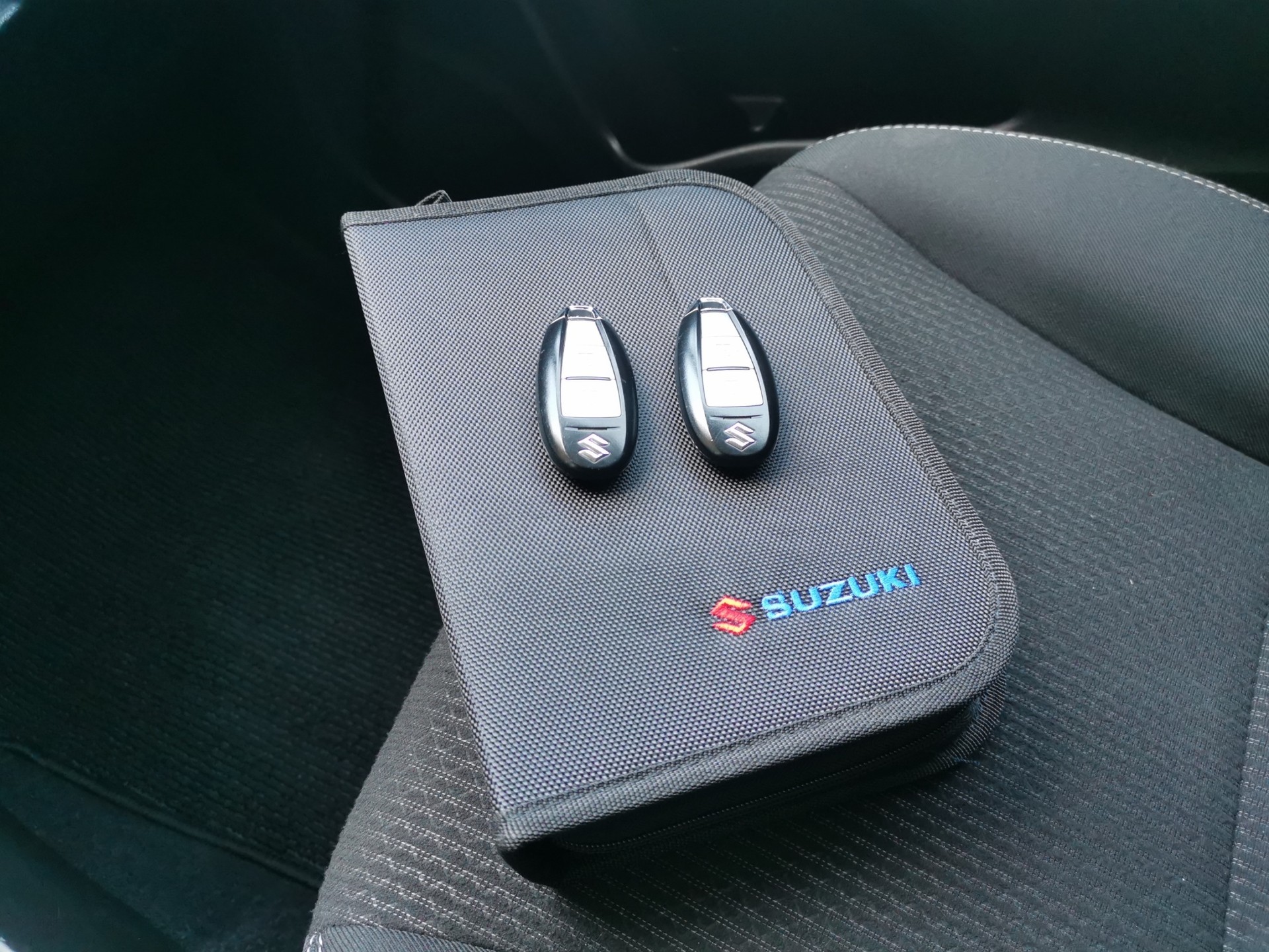 SUZUKI SX4 S-Cross 1.4 16V Generation Hybrid 4WD-image-18