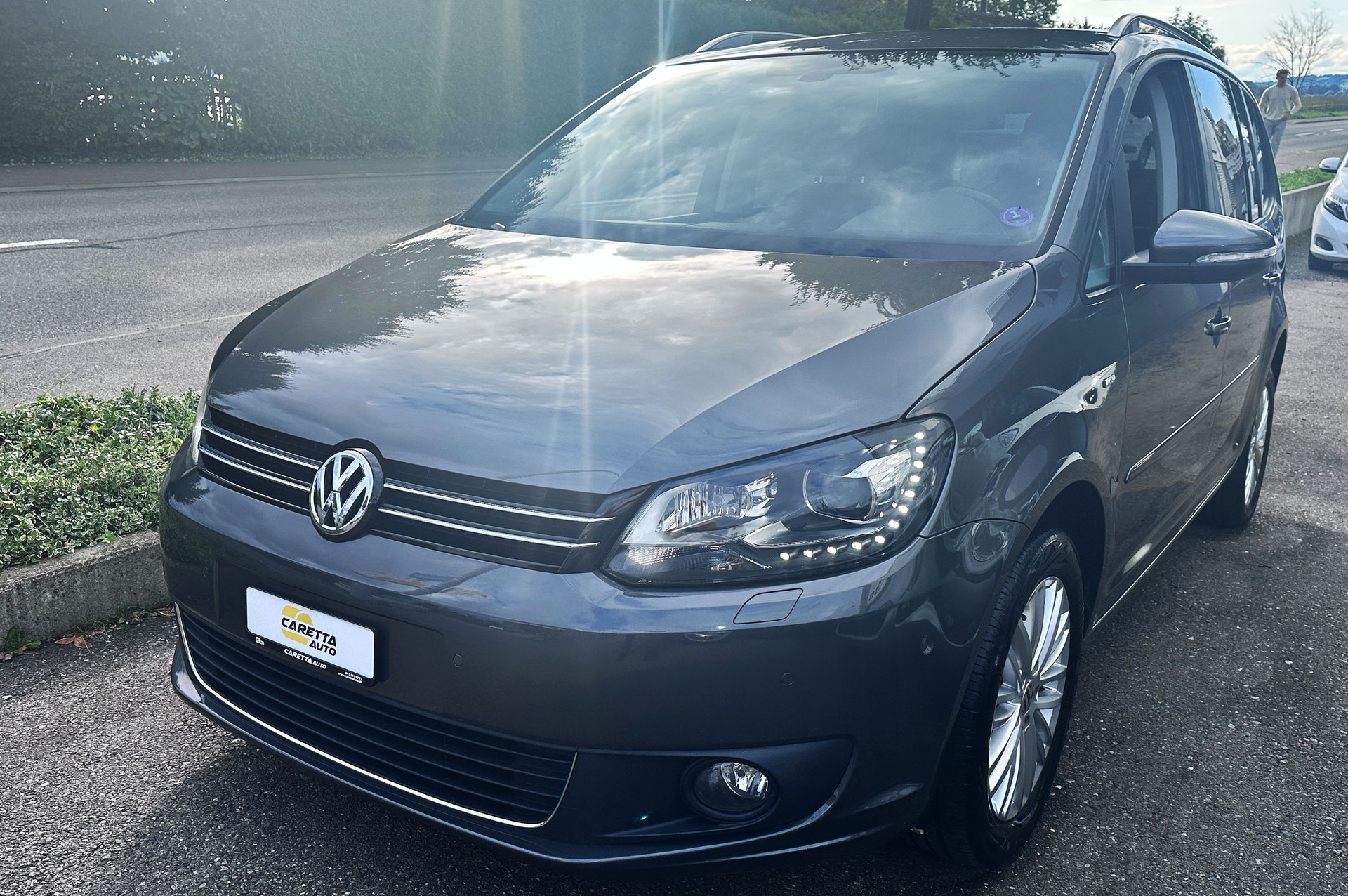 VW Touran 1.4 TSI Cup-image-2