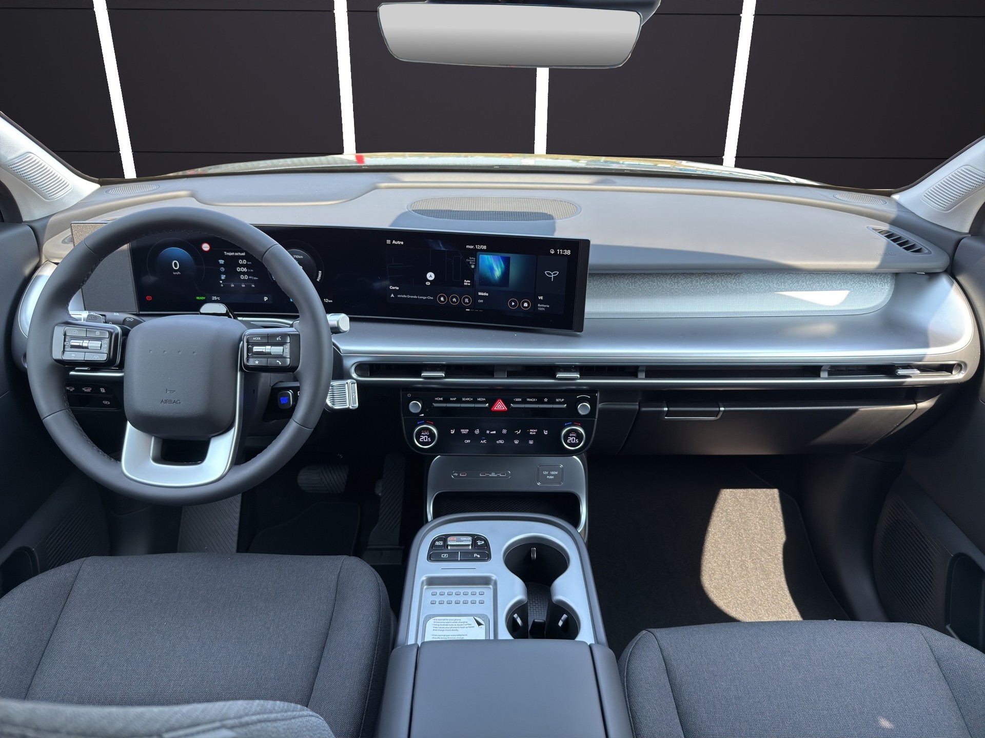 HYUNDAI IONIQ9 110kWh Amplia 4WD-image-8