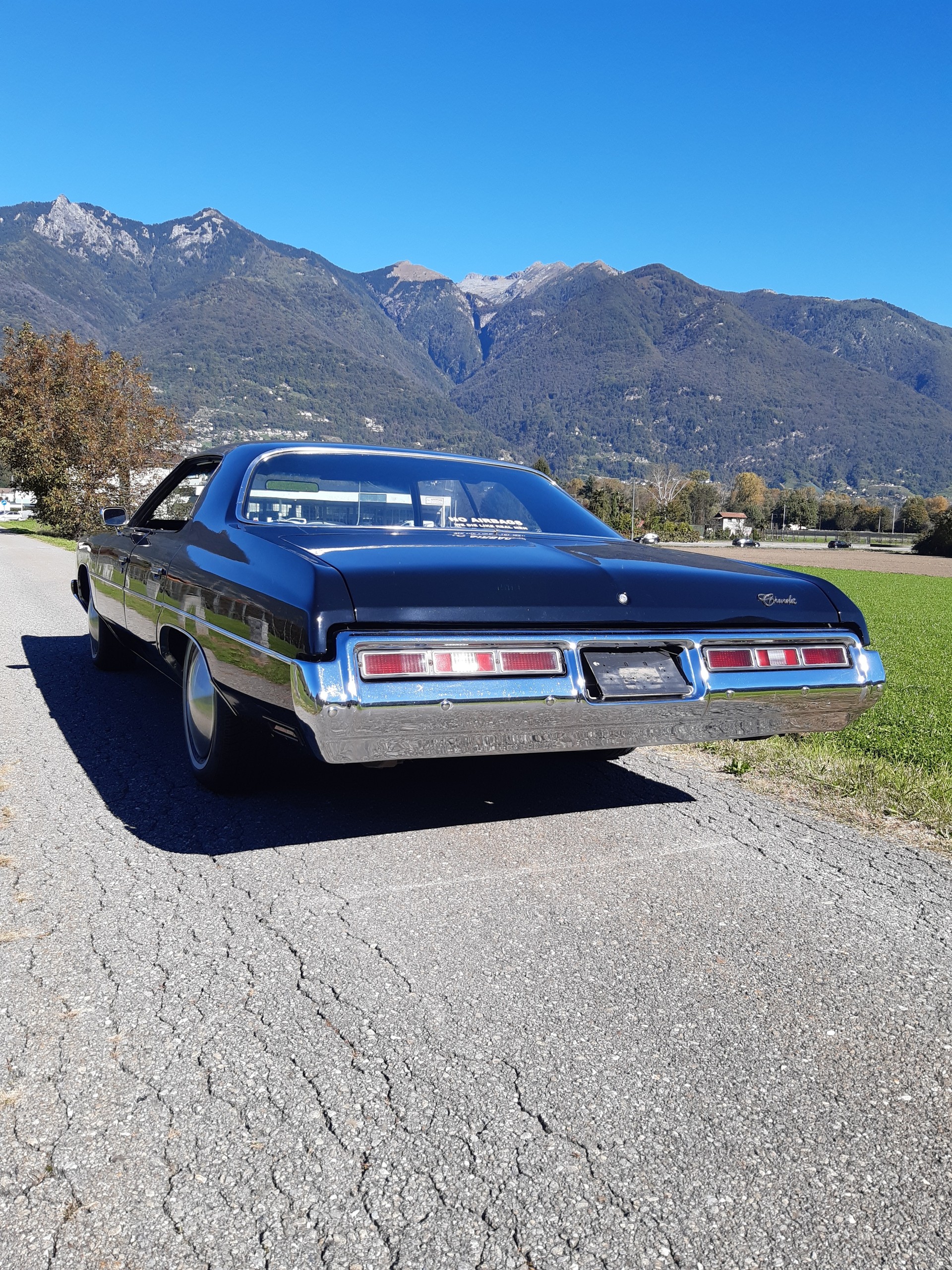 CHEVROLET 350"-image-1