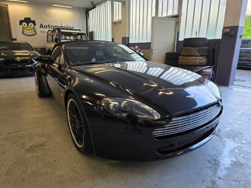 ASTON MARTIN V8 Vantage 4.7 Sportshift