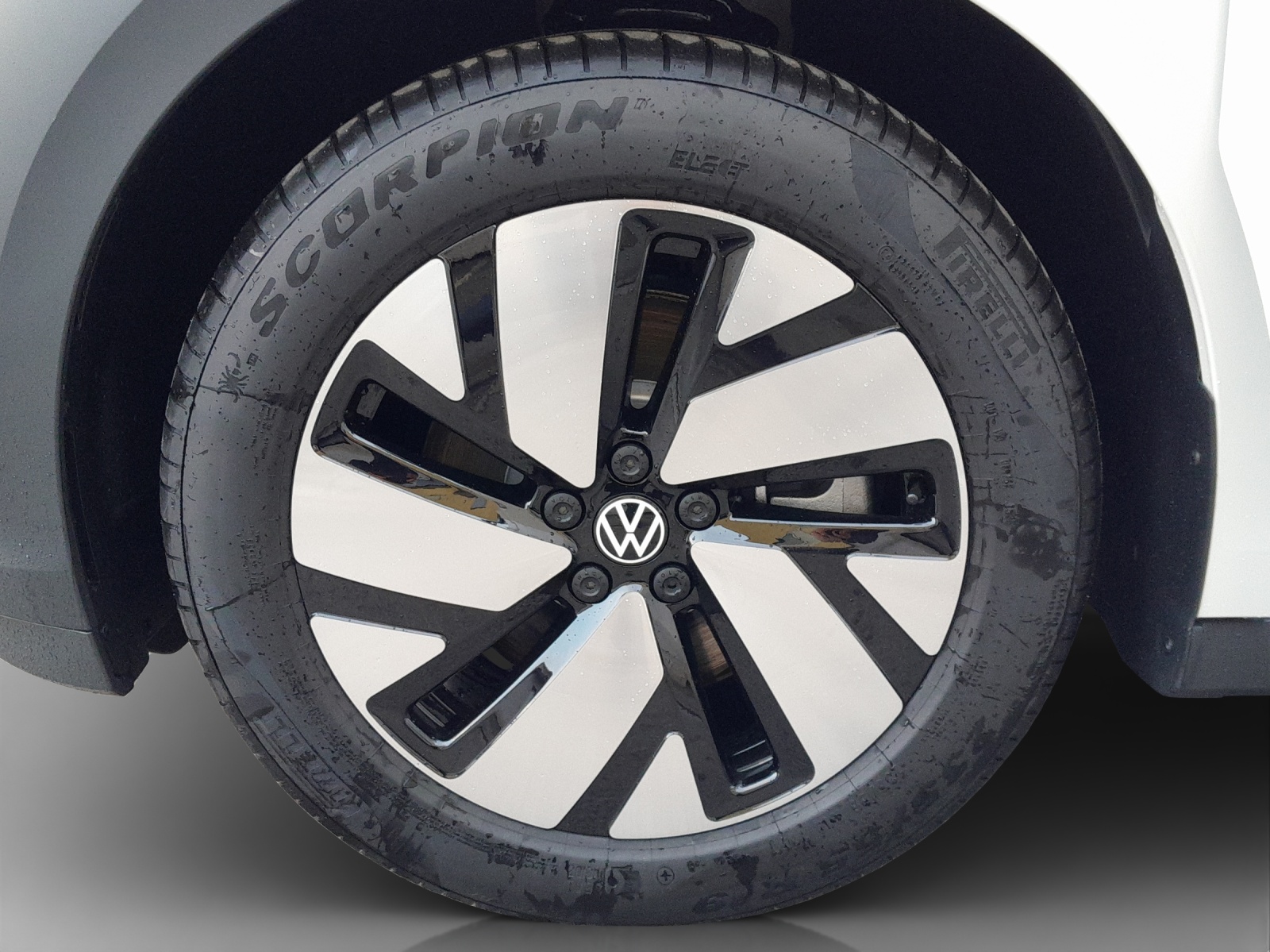 VW ID. Buzz Cargo Pro 4Motion 79/84kWh-image-12
