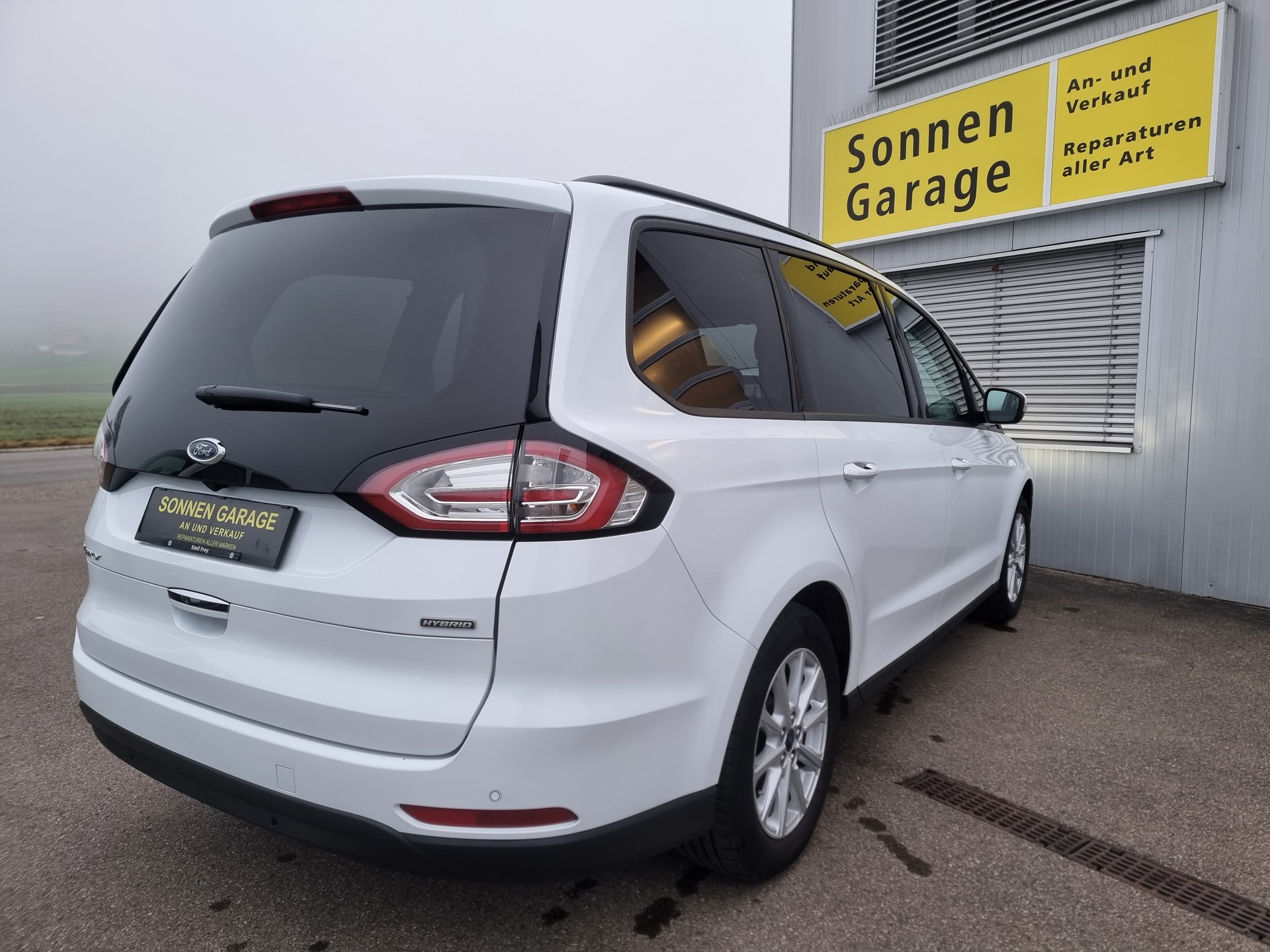FORD Galaxy 2.5 FHEV Trend 7Pl CVT-image-13