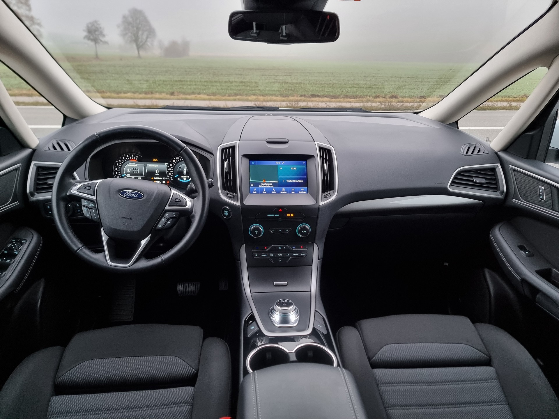 FORD Galaxy 2.5 FHEV Trend 7Pl CVT-image-6