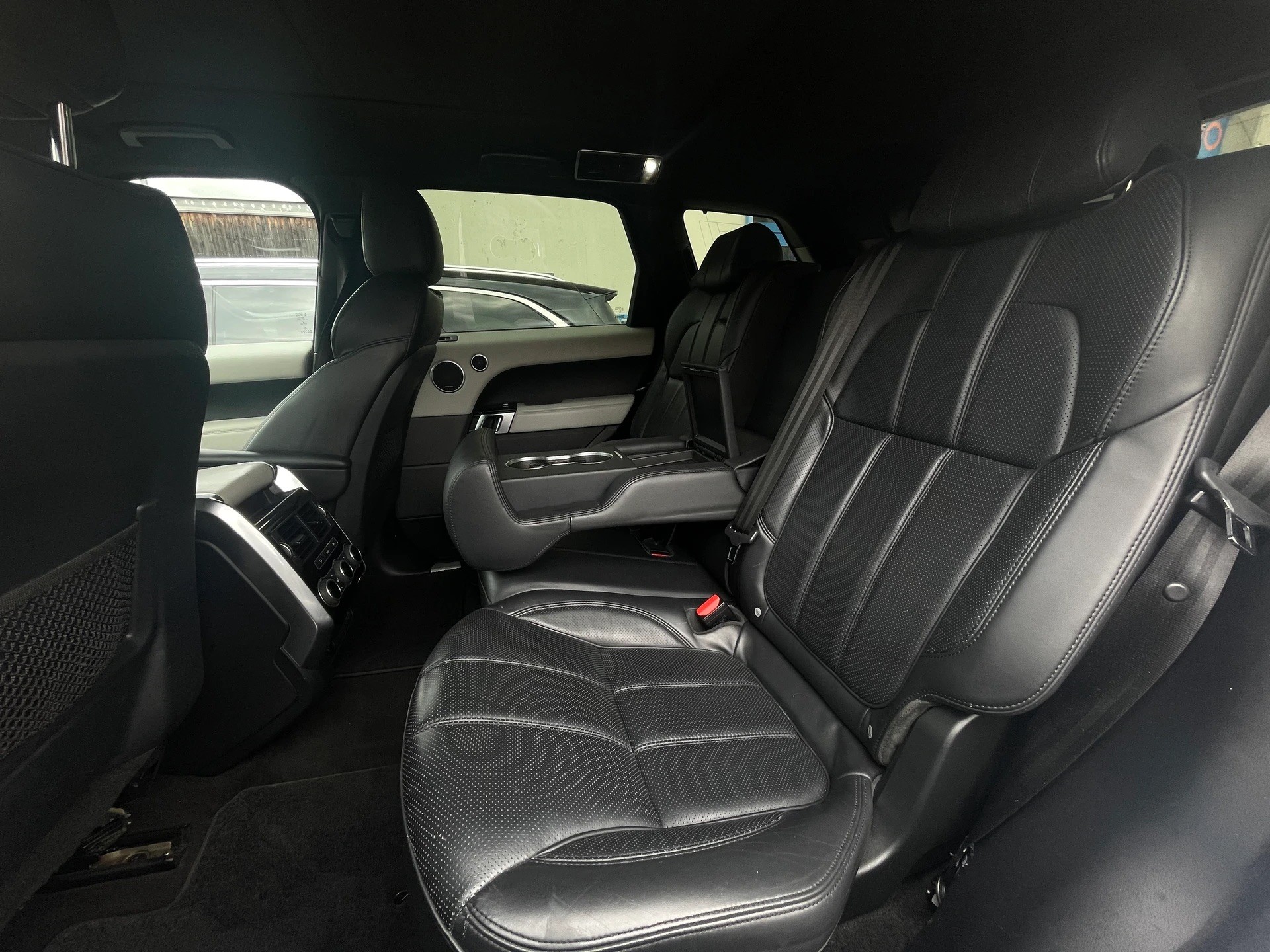 LAND ROVER Range Rover Sport 3.0 SDV6 HSE Dynamic Automatic-image-15