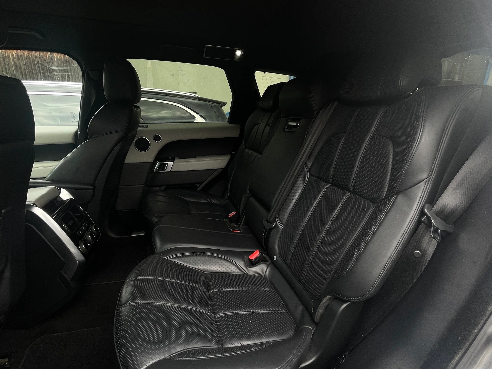 LAND ROVER Range Rover Sport 3.0 SDV6 HSE Dynamic Automatic-image-14