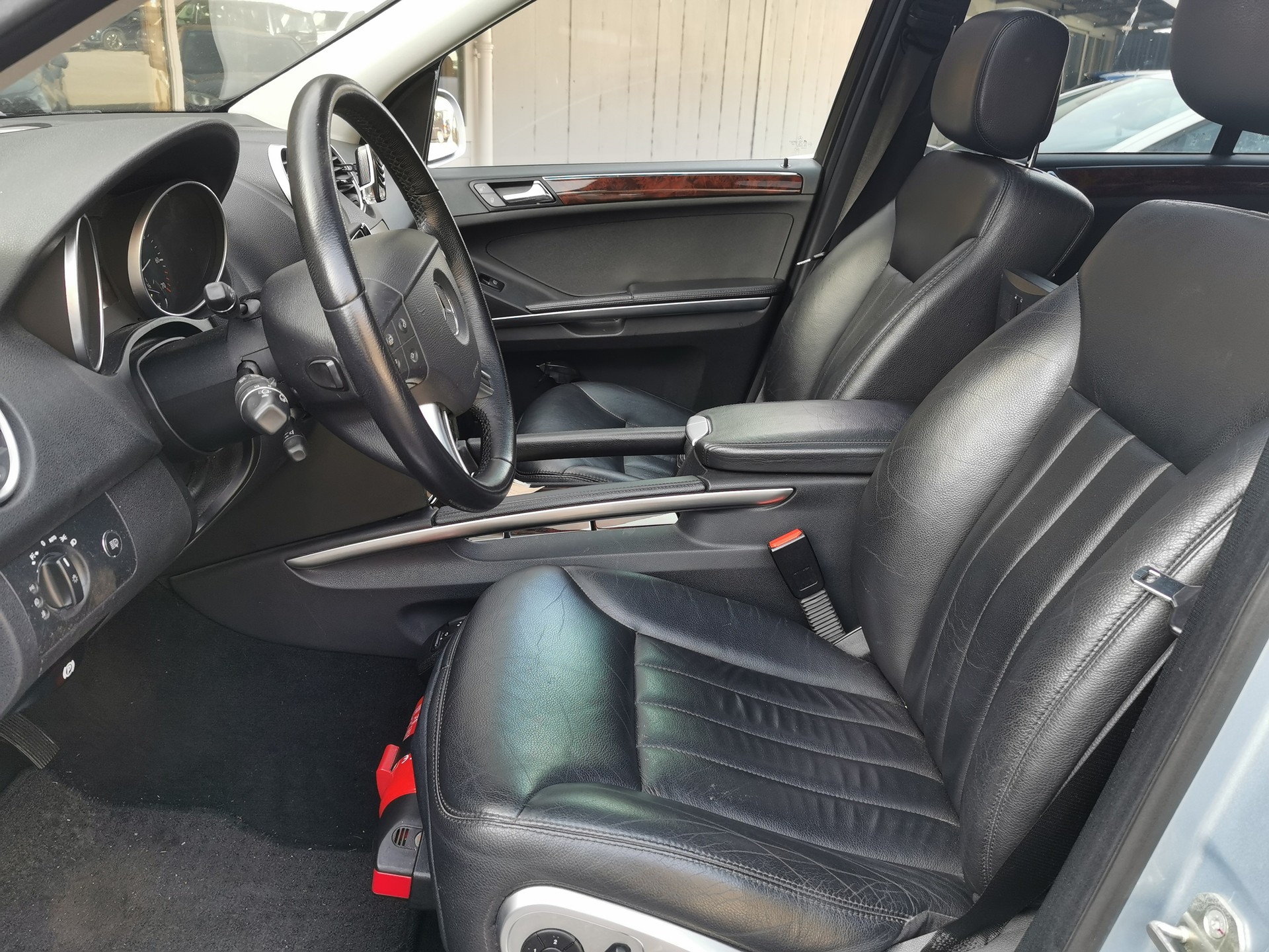 MERCEDES-BENZ ML 500 4Matic 7G-Tronic-image-8