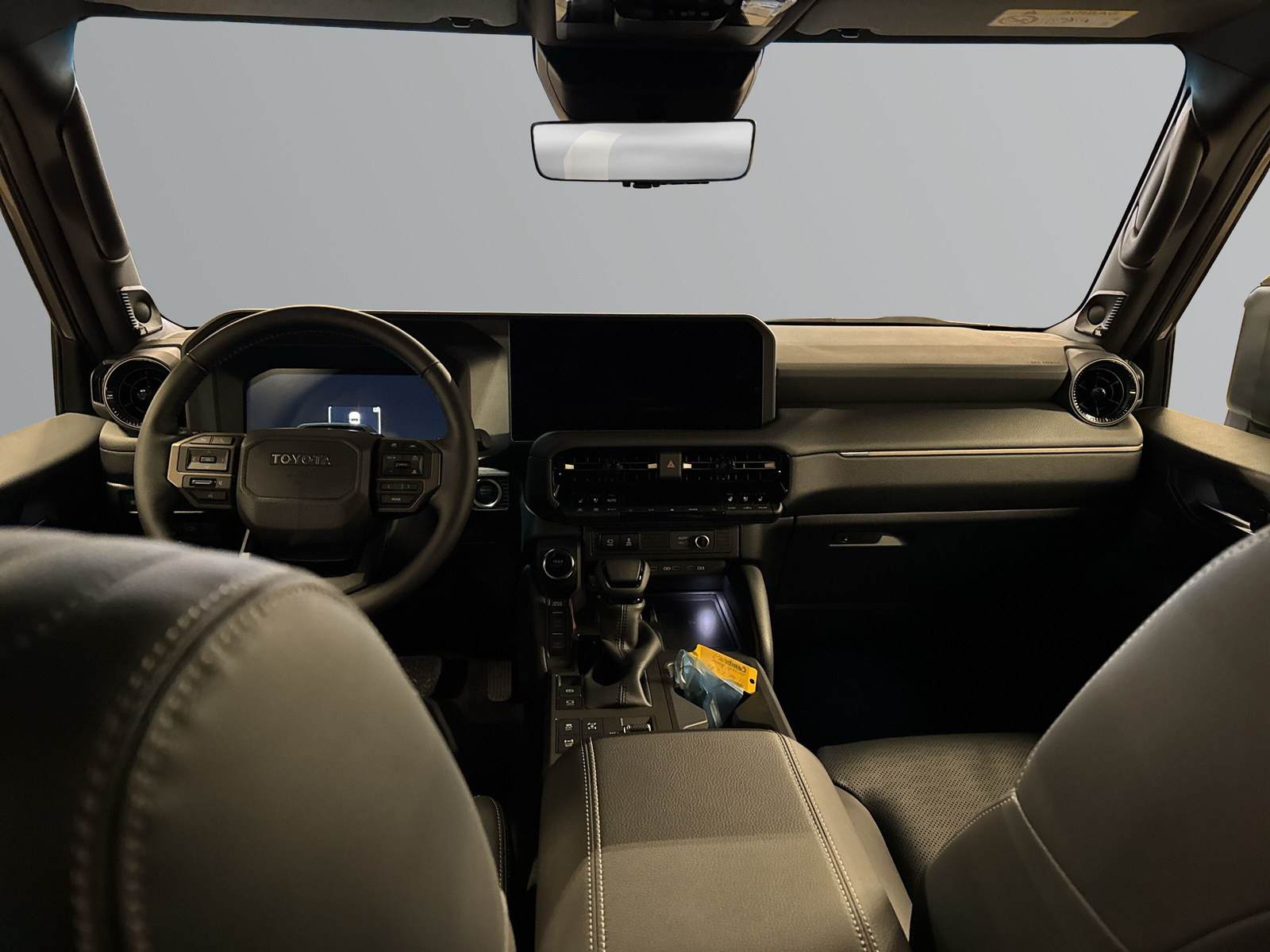 TOYOTA Land Cruiser 2.8 D 48V Invincible-image-5