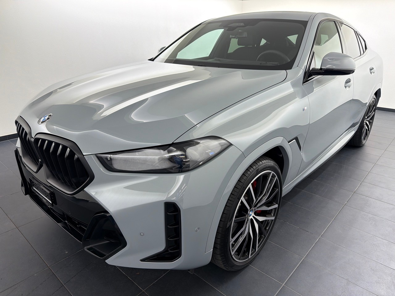 BMW X6 xDr 48V 30d M SportPro-image-0