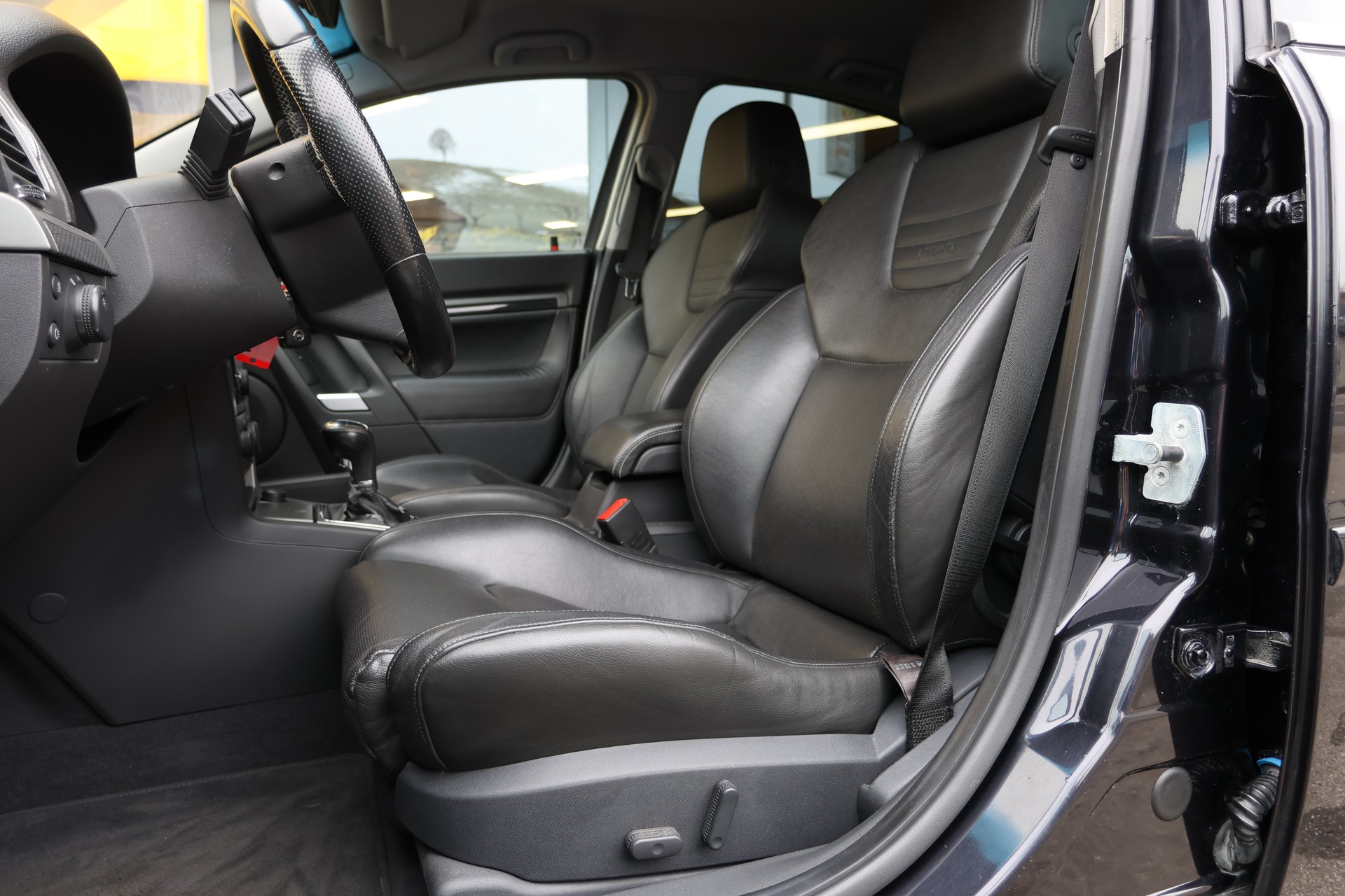OPEL Vectra 2.8 Turbo V6 OPC-image-7