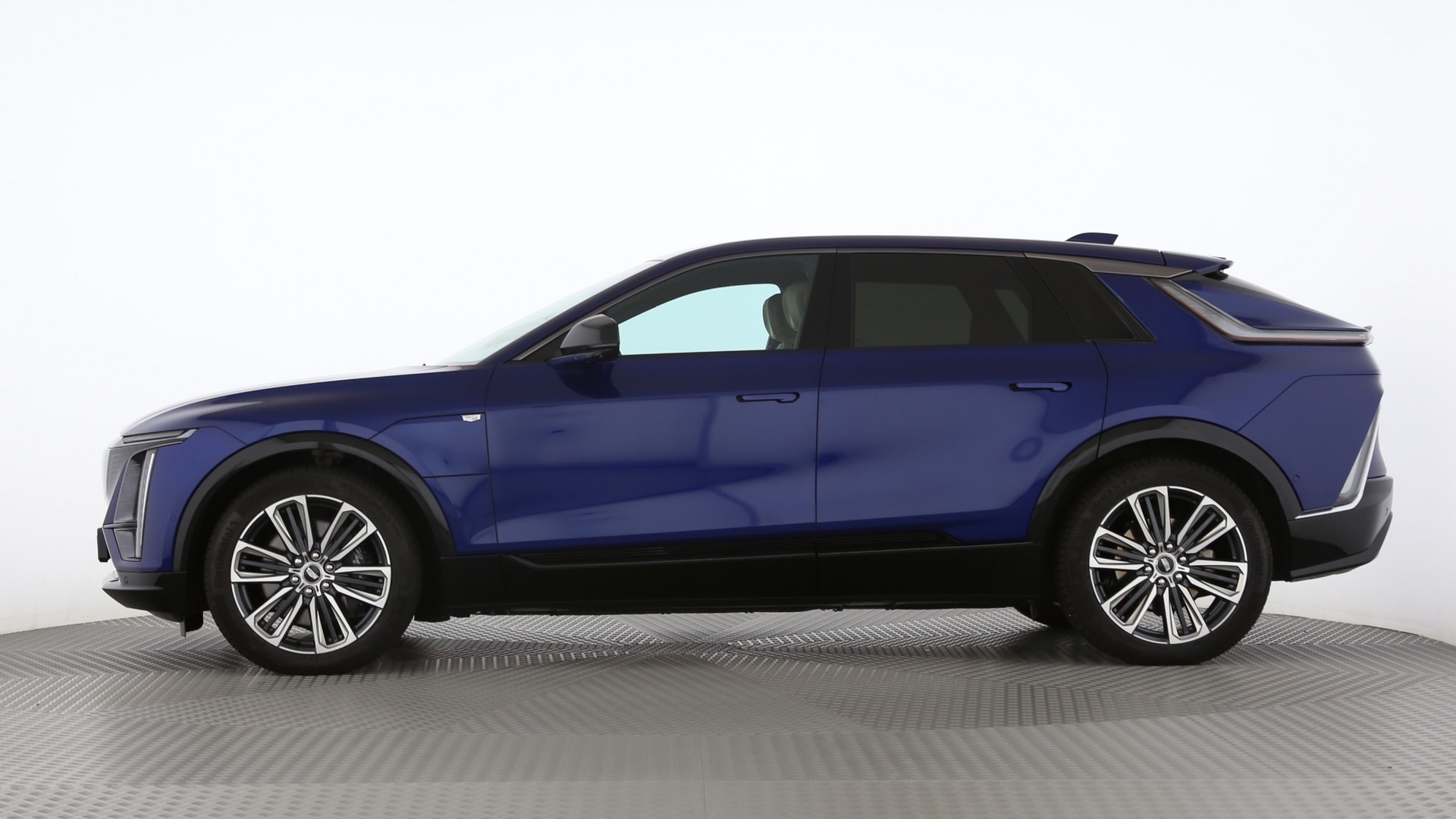 CADILLAC LYRIQ Sport 102 kWh AWD-image-14