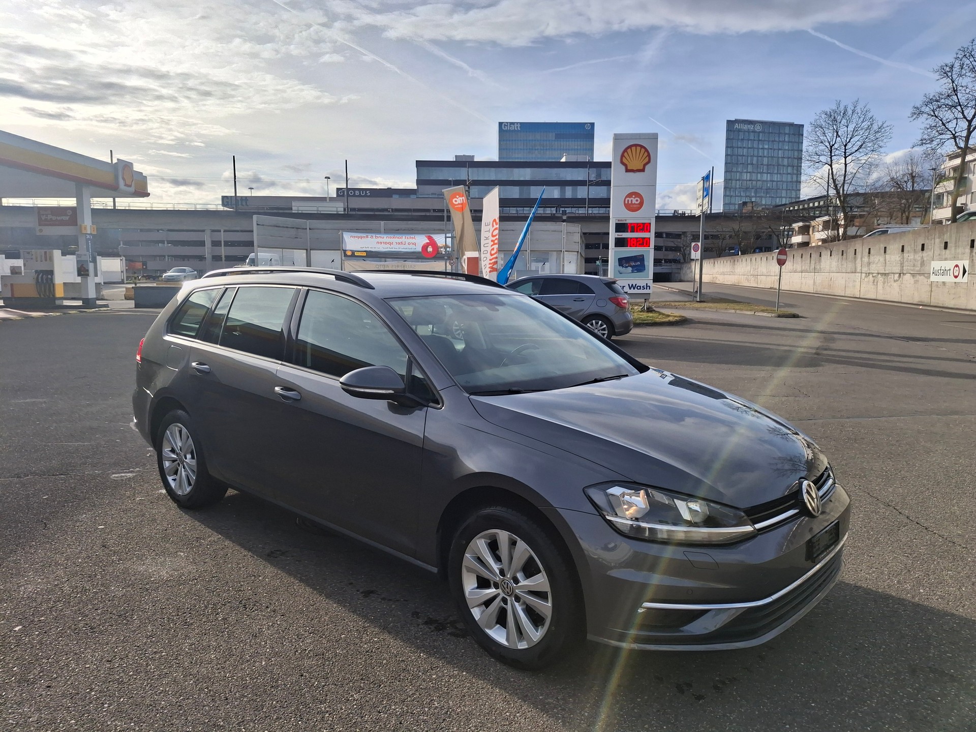 VW Golf Variant 1.4 TSI Allstar DSG-image-1