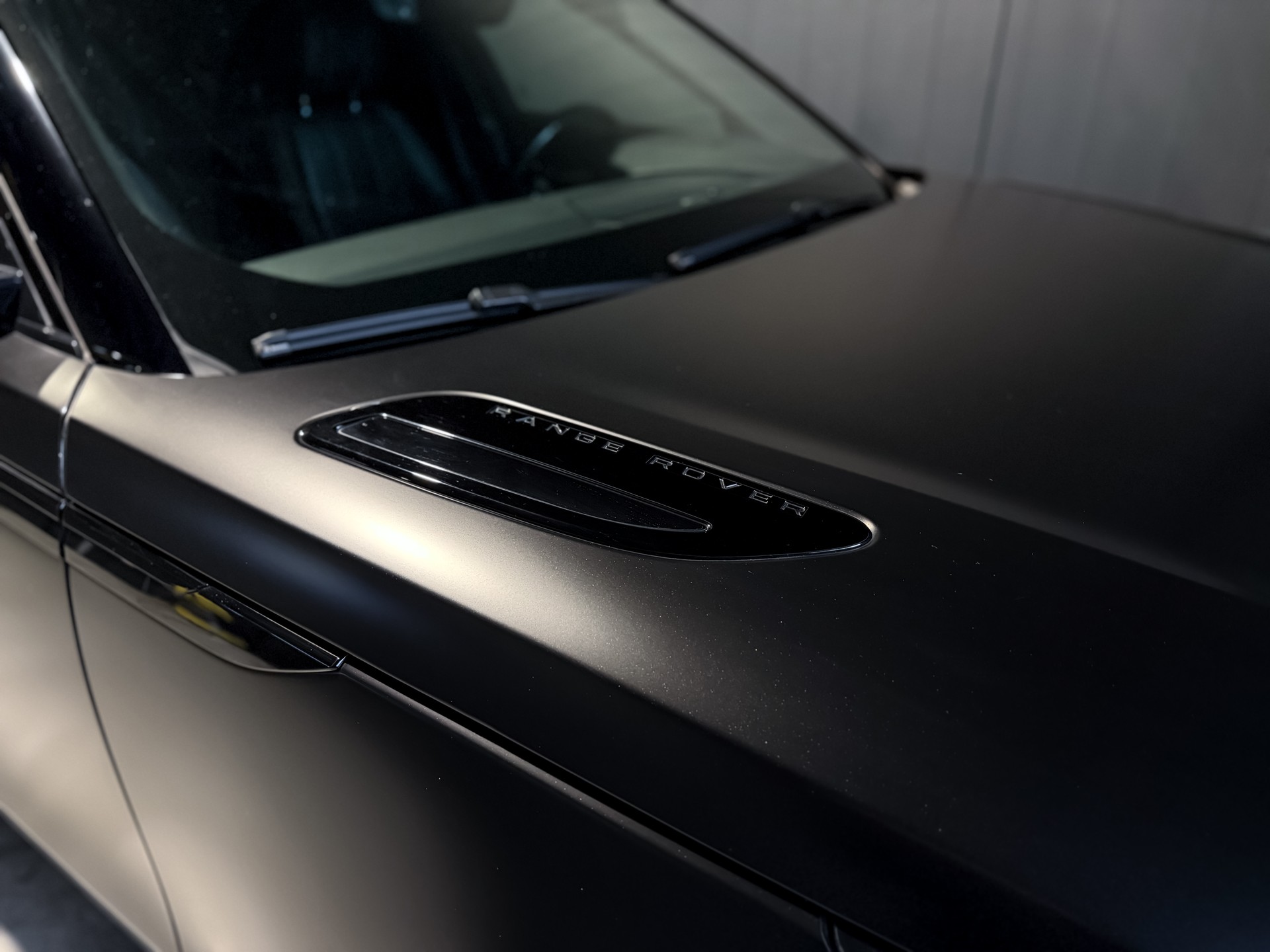 LAND ROVER Range Rover Velar R-Dynamic D 300 Automatic | FULL PPF-image-3