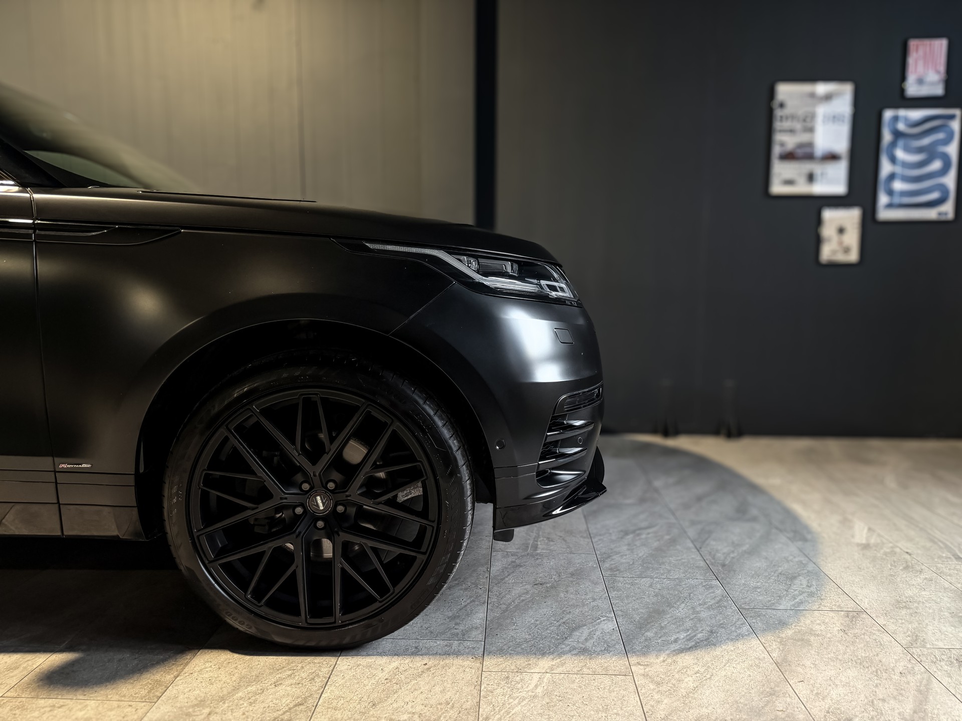 LAND ROVER Range Rover Velar R-Dynamic D 300 Automatic | FULL PPF-image-4