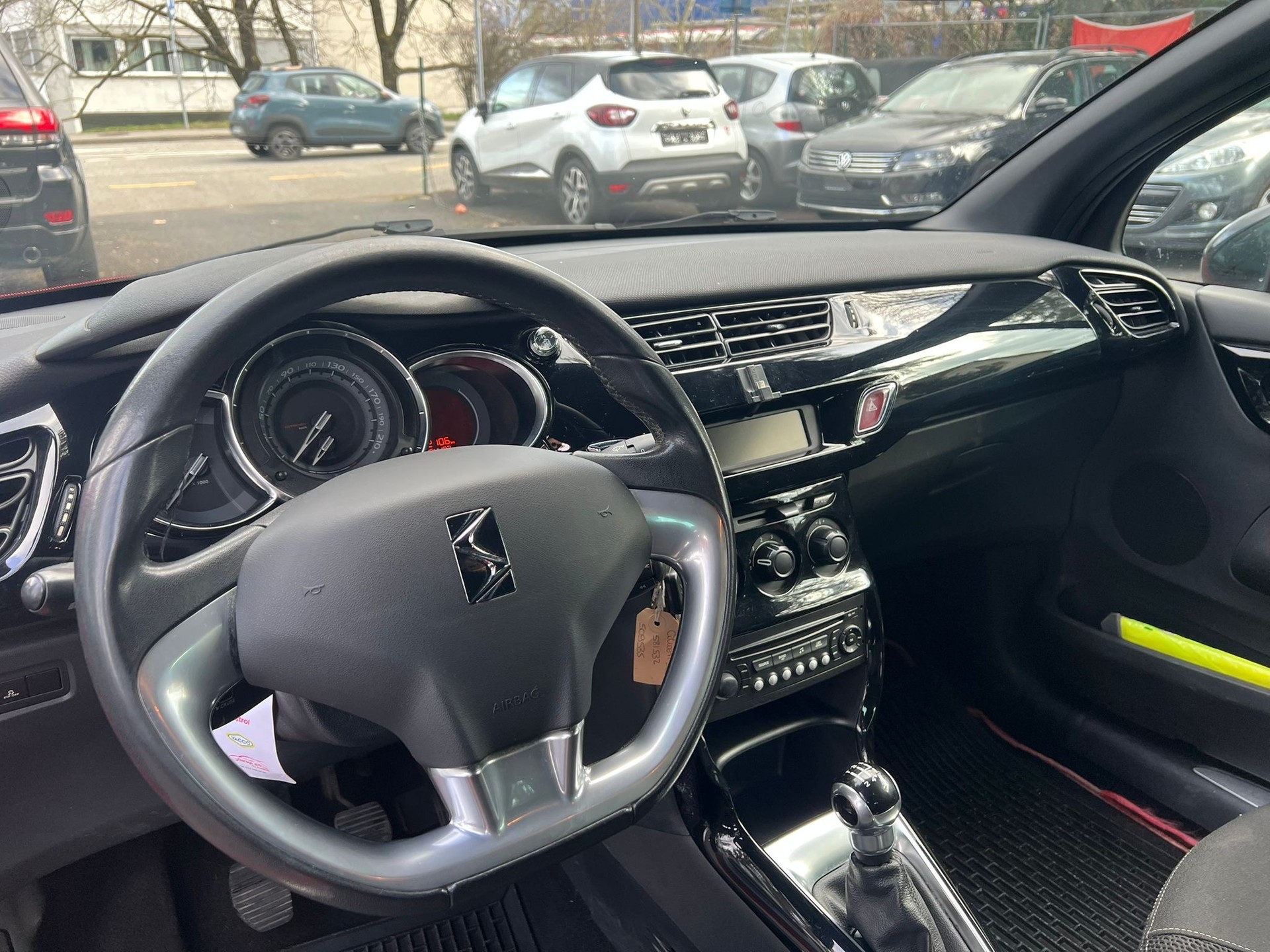 DS AUTOMOBILES DS3 1.6 VTi Ultra Prestige-image-7