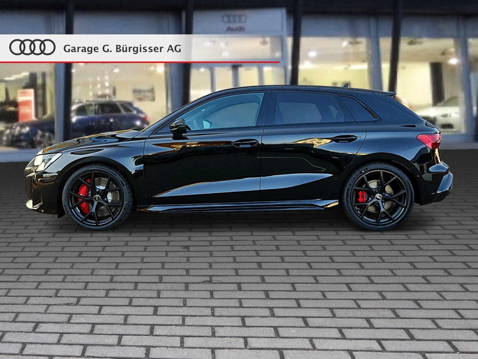 AUDI RS3 Sportback 2.5 TSI quattro S-tronic Mythosschwarz Metallic-image-2