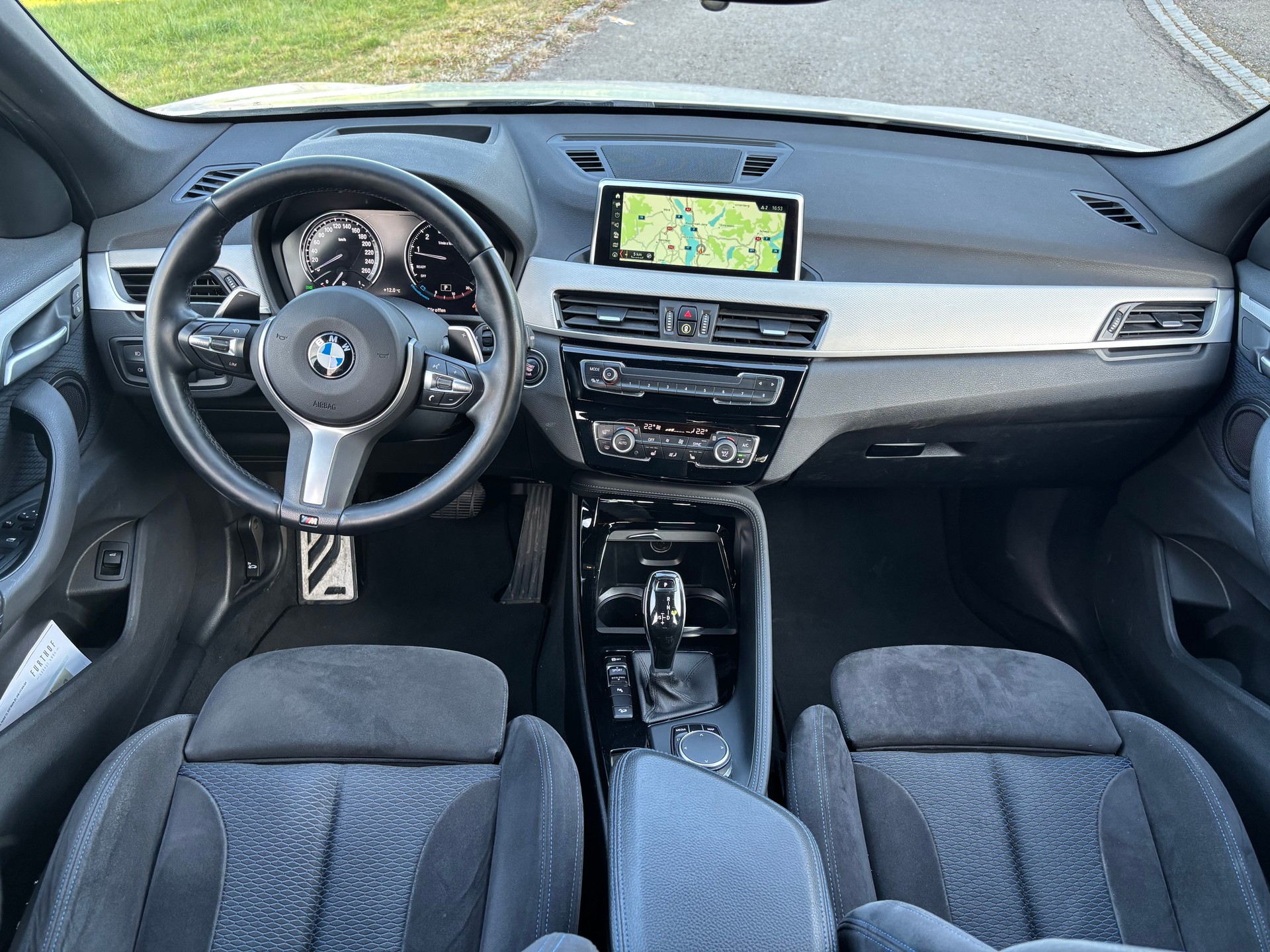 BMW X1 xDrive 20i M Sport Steptronic-image-4
