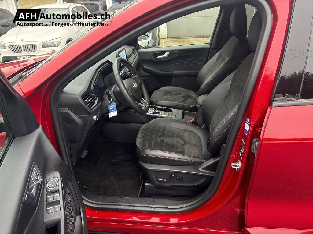 FORD Kuga 2.5 Plug-in Hybrid ST-Line X-image-15