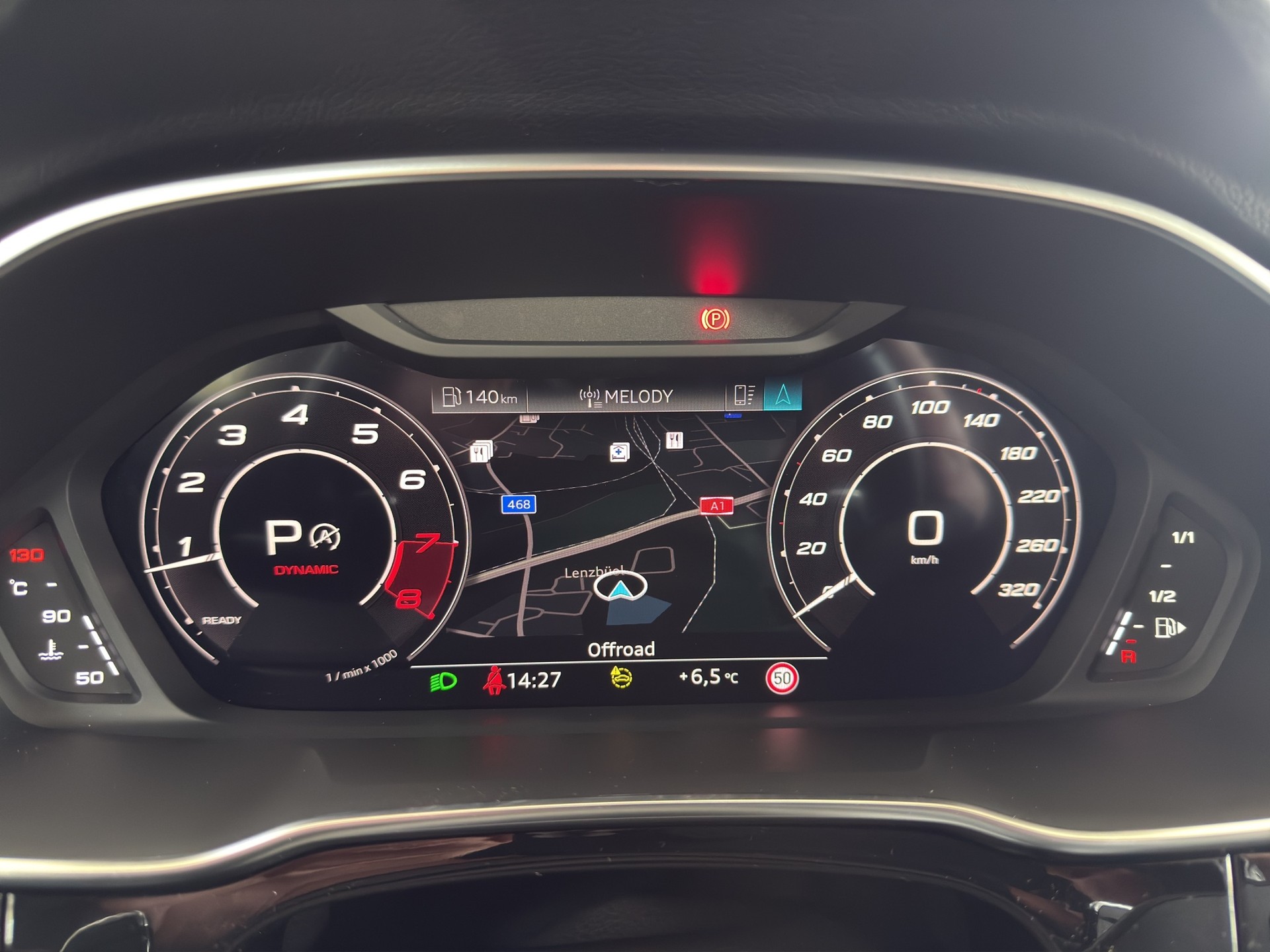 AUDI RS Q3 Sportback edition 10 years quattro S tronic-image-10