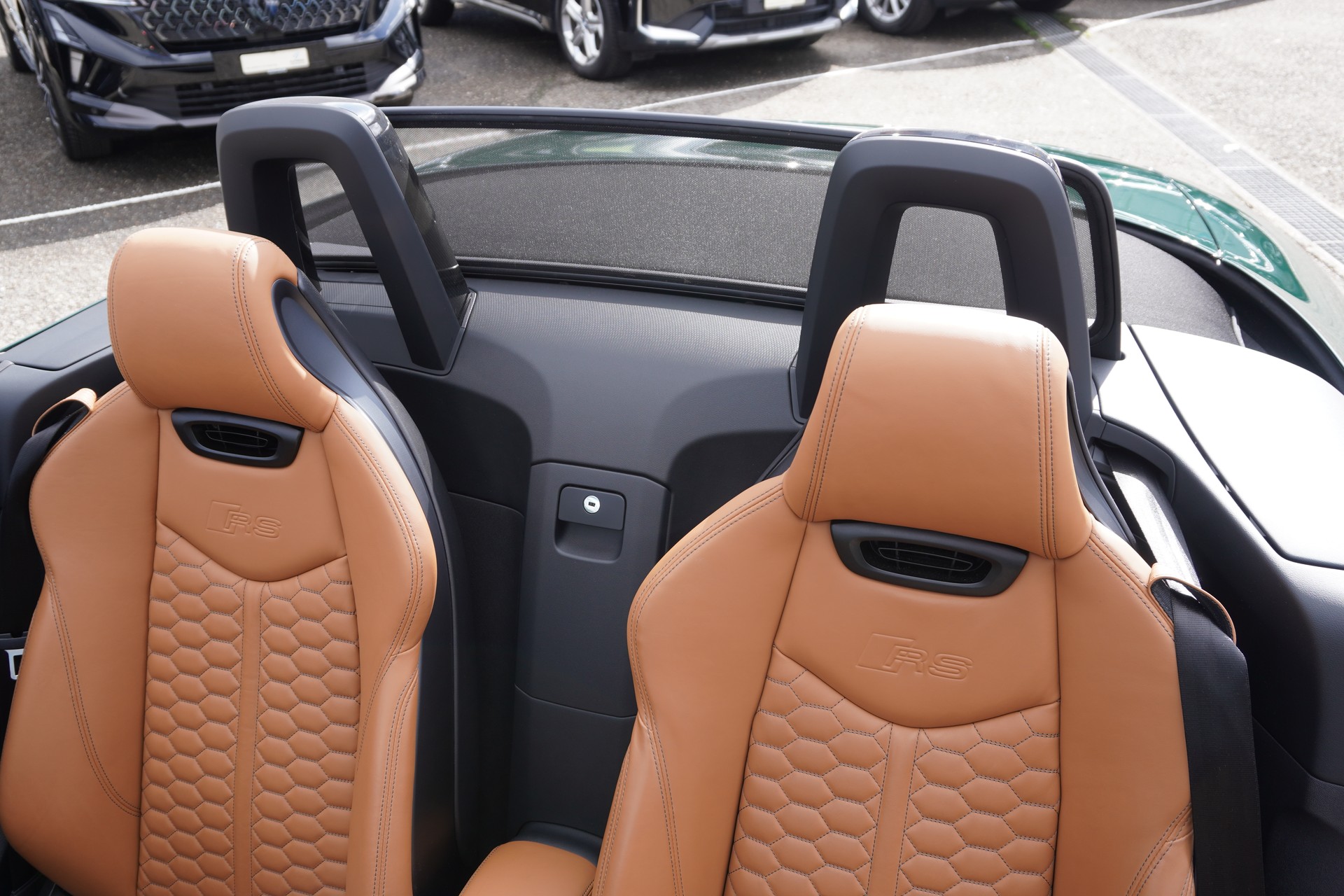 AUDI TT Roadster TTRS S-tronic-image-47