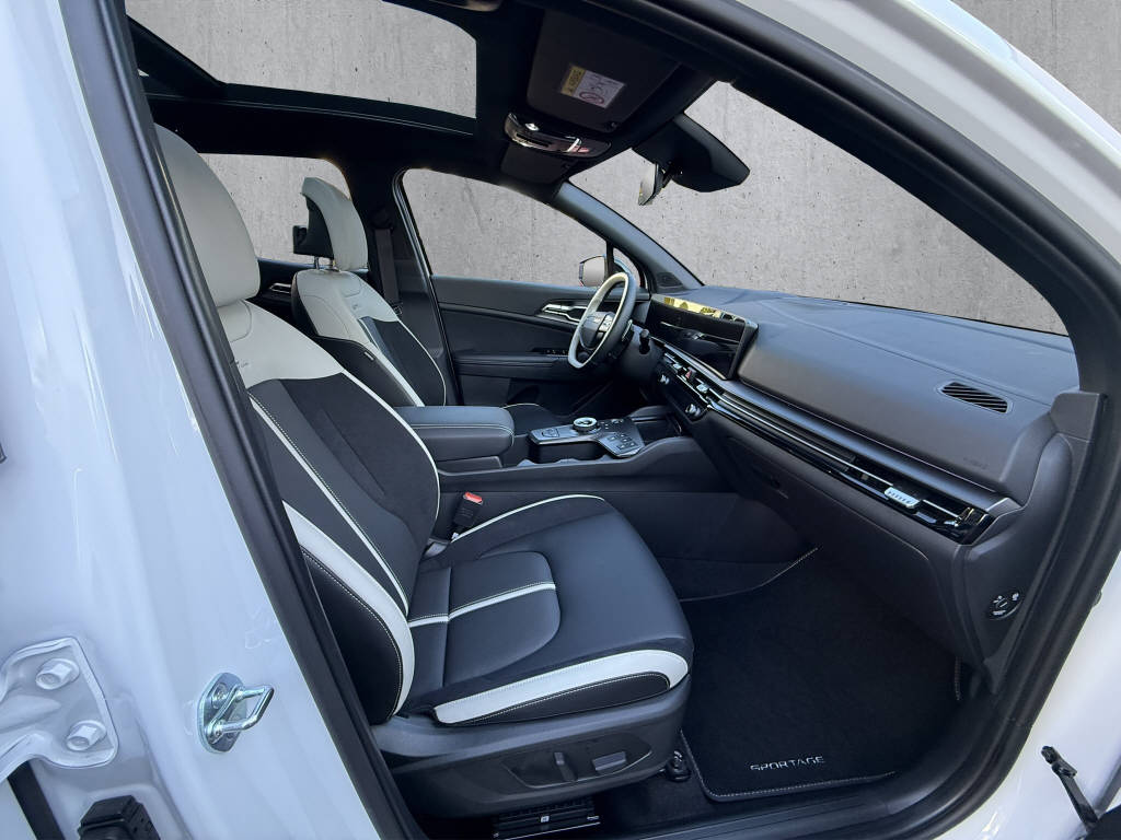 KIA Sportage GT-Line 1.6T-GDi 4X4-image-10