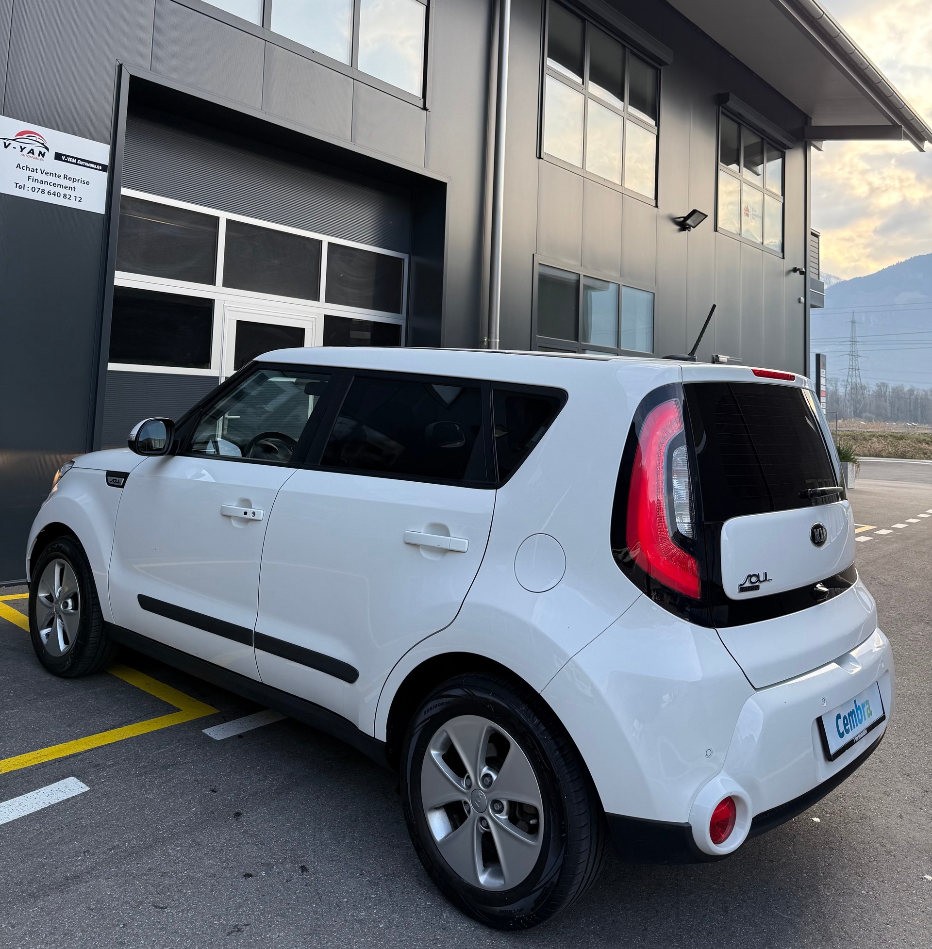 KIA Soul 1.6 GDI Trend Automatic-image-6