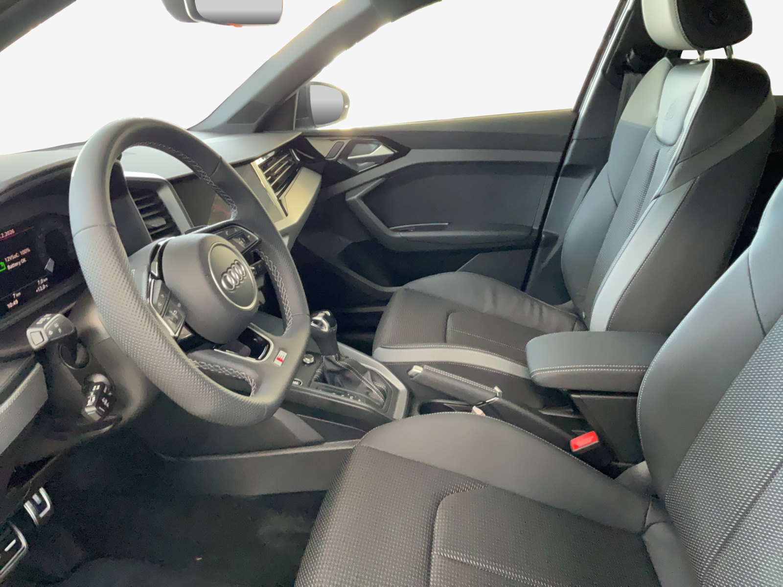 AUDI A1 Sportback 35 TFSI S Line S-tronic-image-7