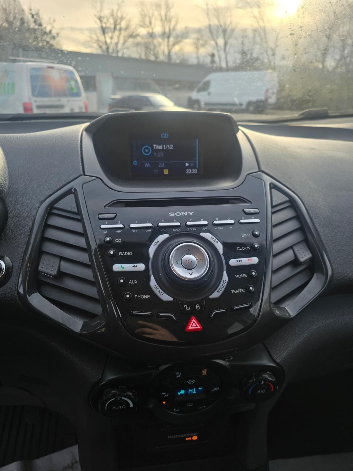 FORD EcoSport 1.0 SCTi Titanium S-image-4