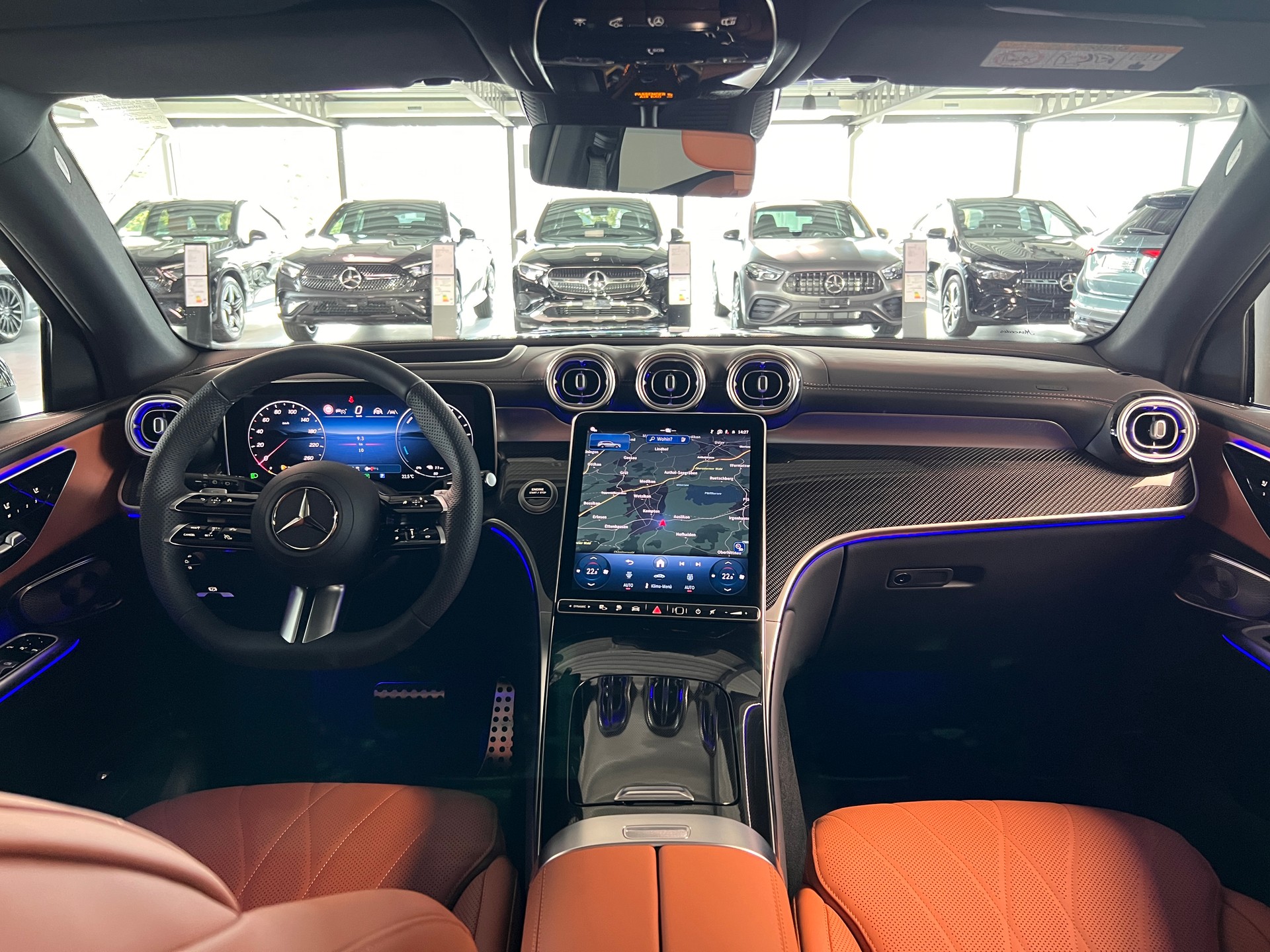 MERCEDES-BENZ GLC 400 e 4Matic EQ Star 9G-Tronic-image-11
