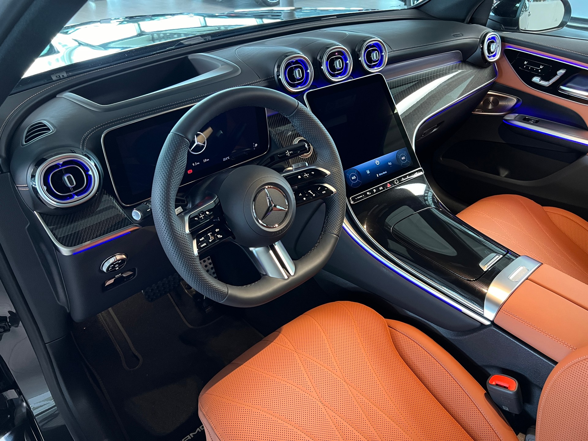 MERCEDES-BENZ GLC 400 e 4Matic EQ Star 9G-Tronic-image-10
