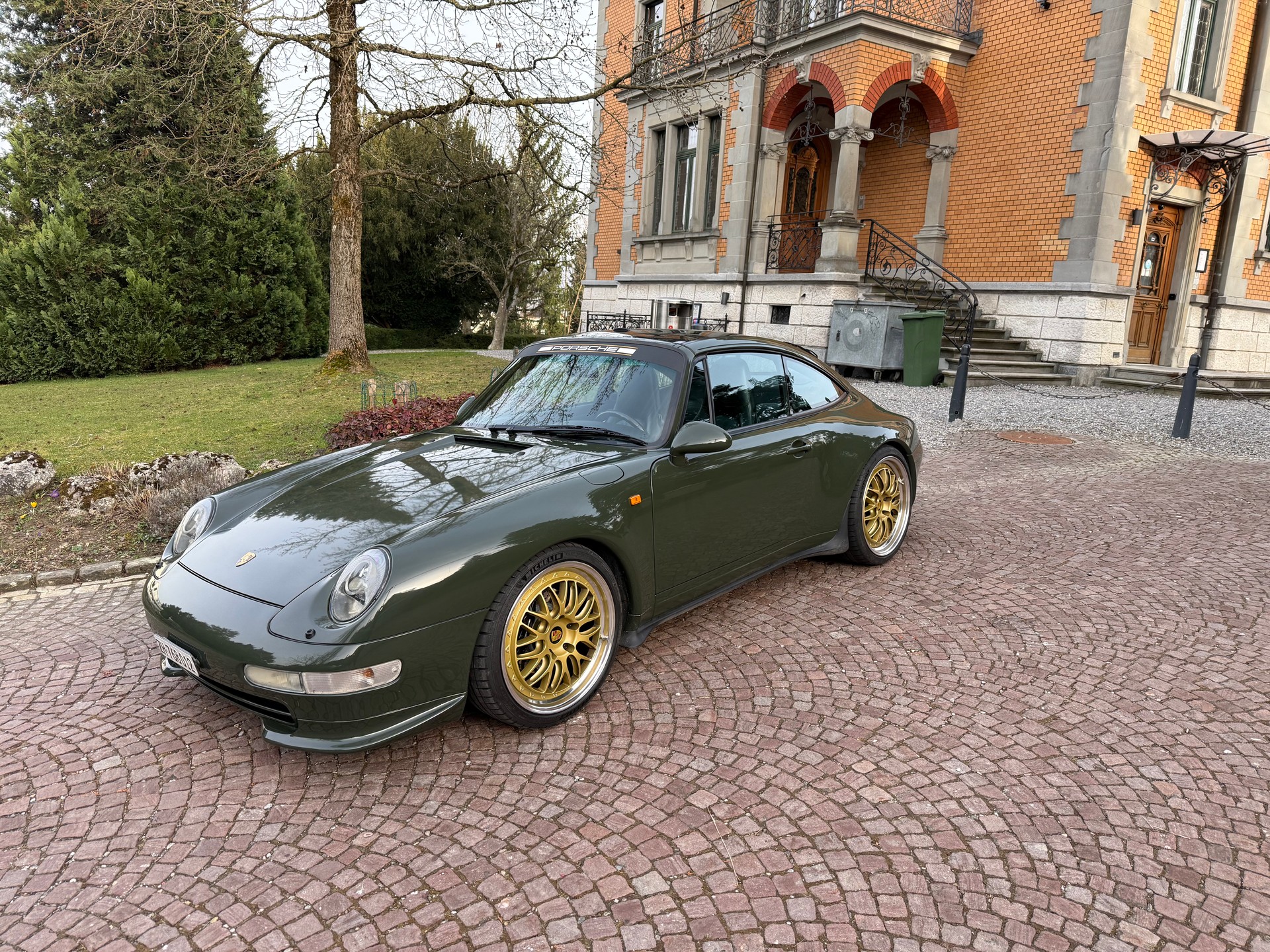 PORSCHE 911 Targa