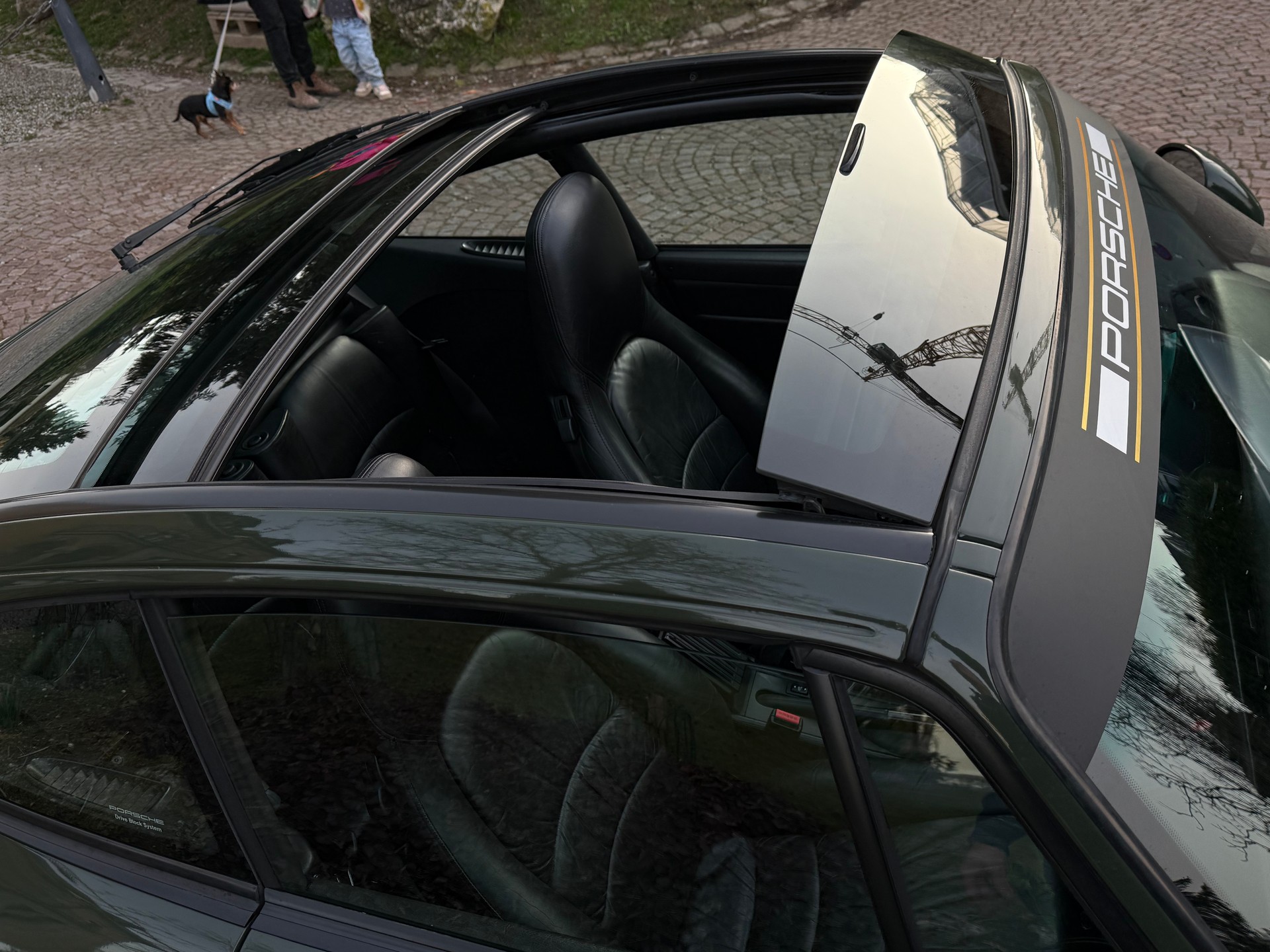 PORSCHE 911 Targa-image-8