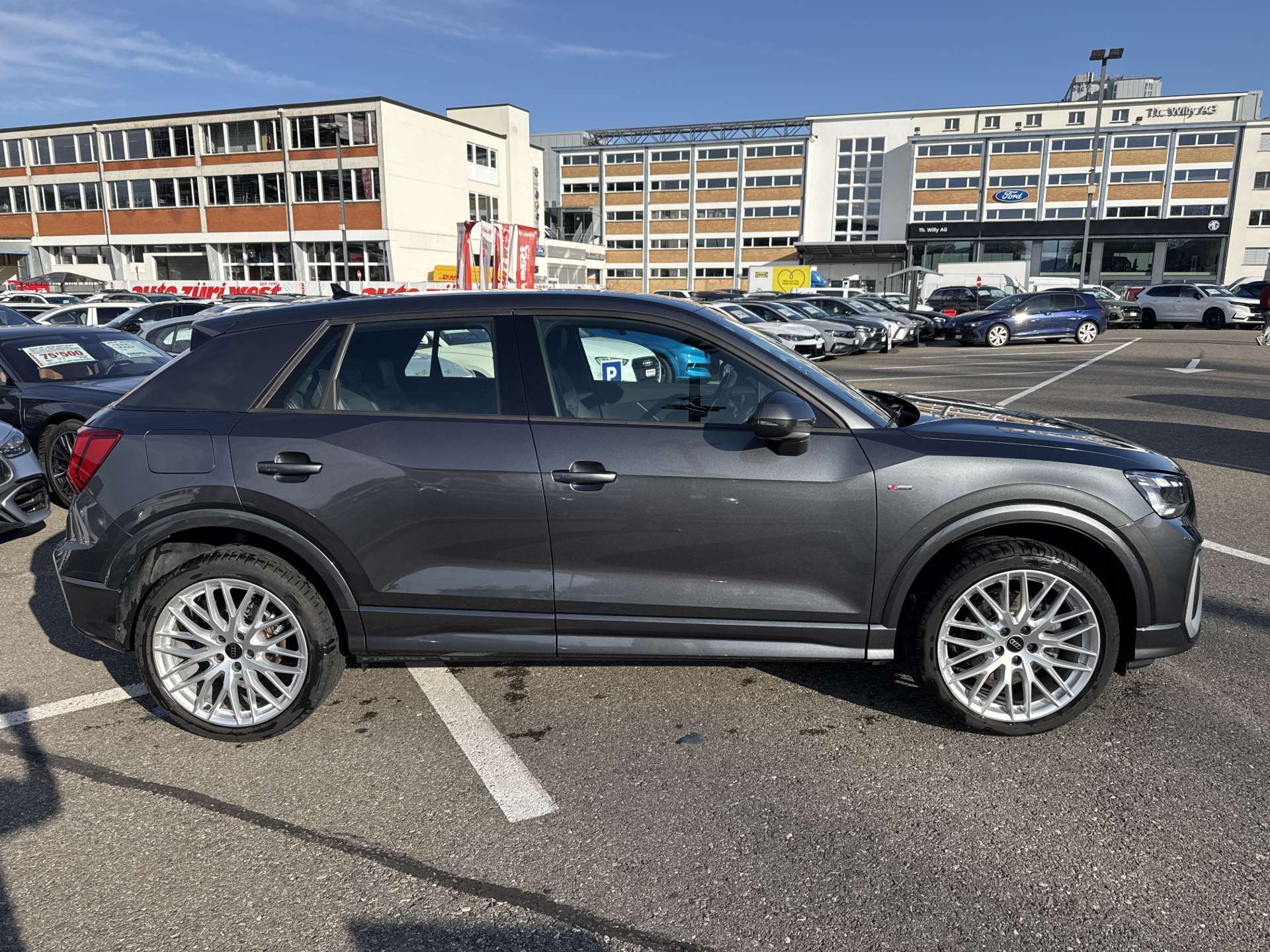 AUDI Q2 35 TDi S-Line S-Tronic Automat-image-10