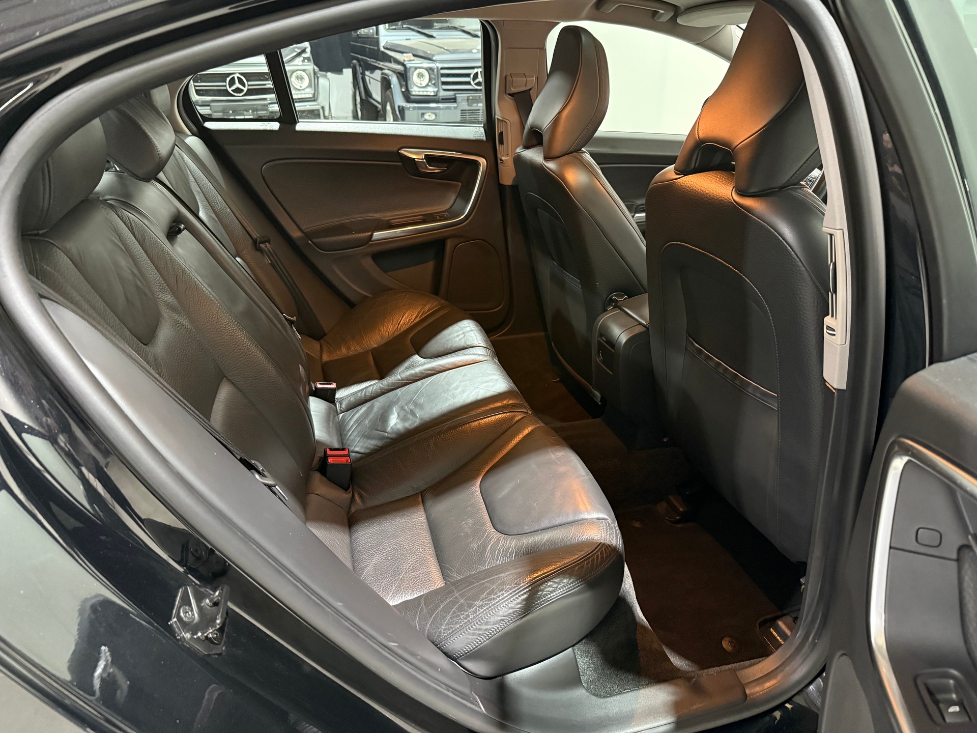 VOLVO S60 D4 Summum Geartronic-image-13